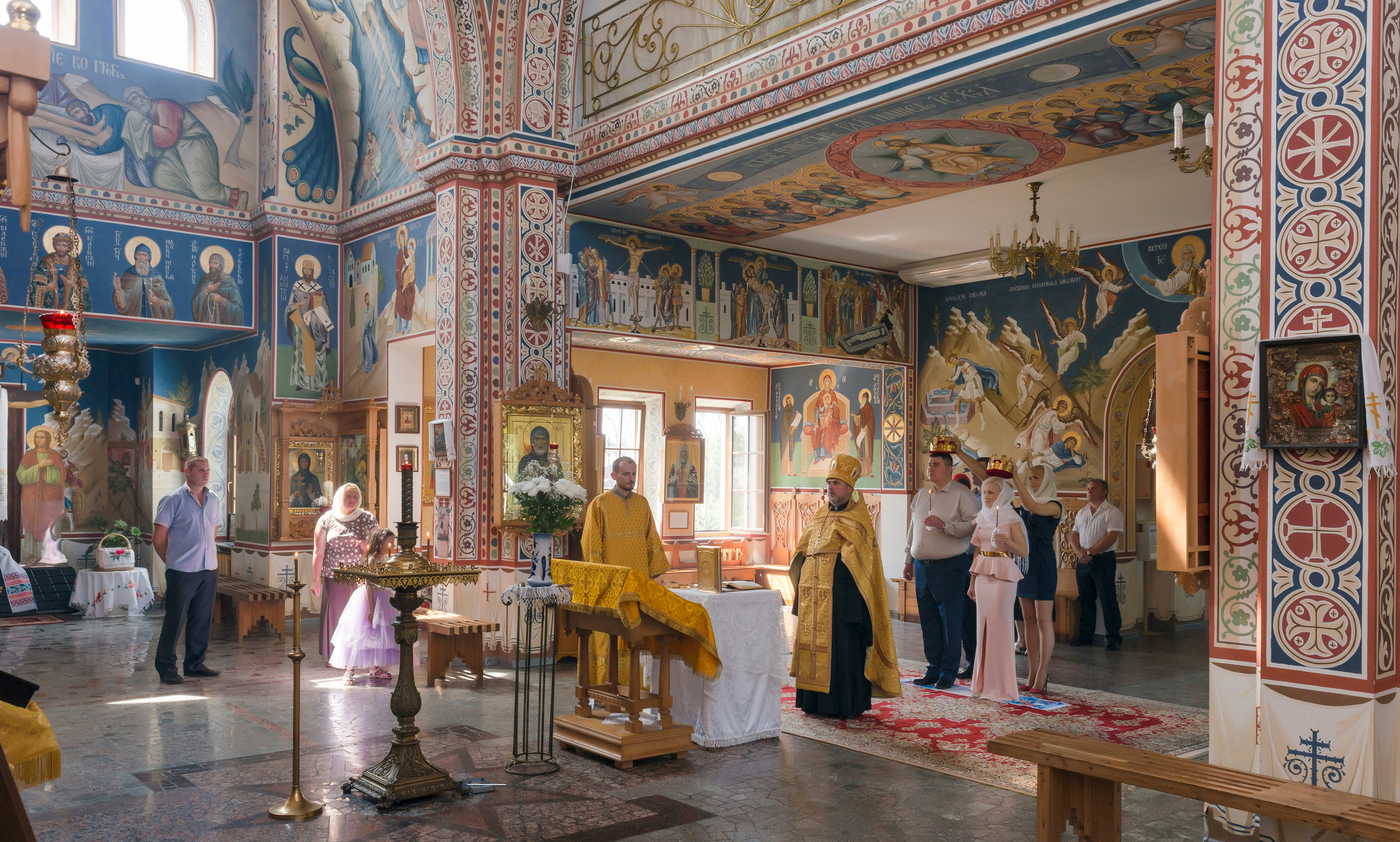 Венчание в Храме Рождества Пресвятой Богородицы. Фотограф Платон Македонский