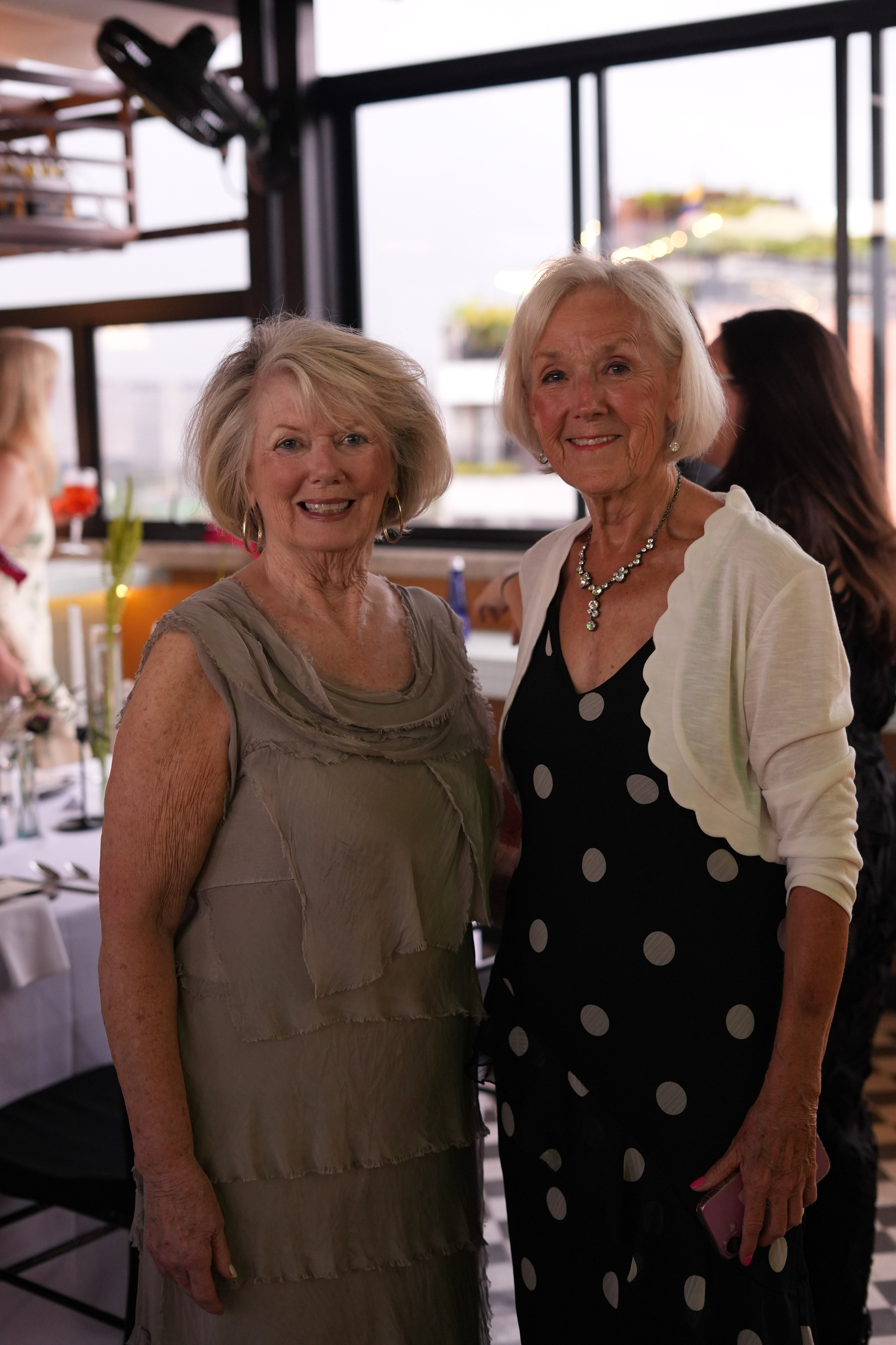 Olivia and Zack / 1 wedding day. Wedding Photographer in Barcelona and Medellin