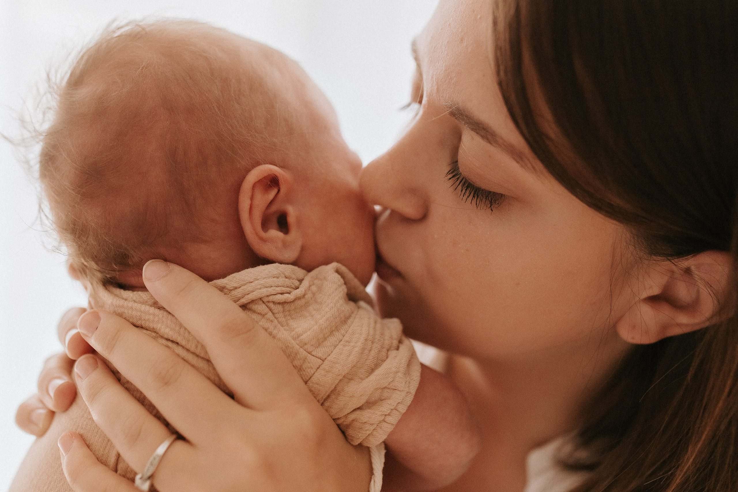 Séance newborn Sasha. Photographe des familles et enfants à Nantes et alentours