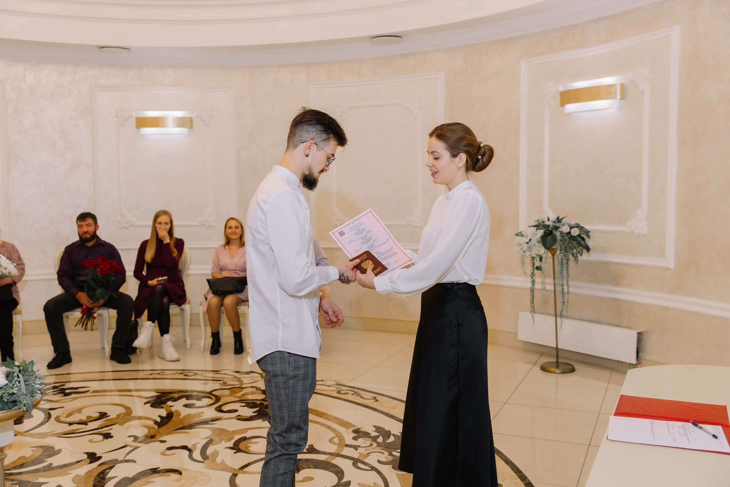 ЦЕНТРАЛЬНЫЙ ЗАГС НОВОСИБИРСКА Влад & Кристина. Свадебный фотограф в Новосибирске Лидия Александровна