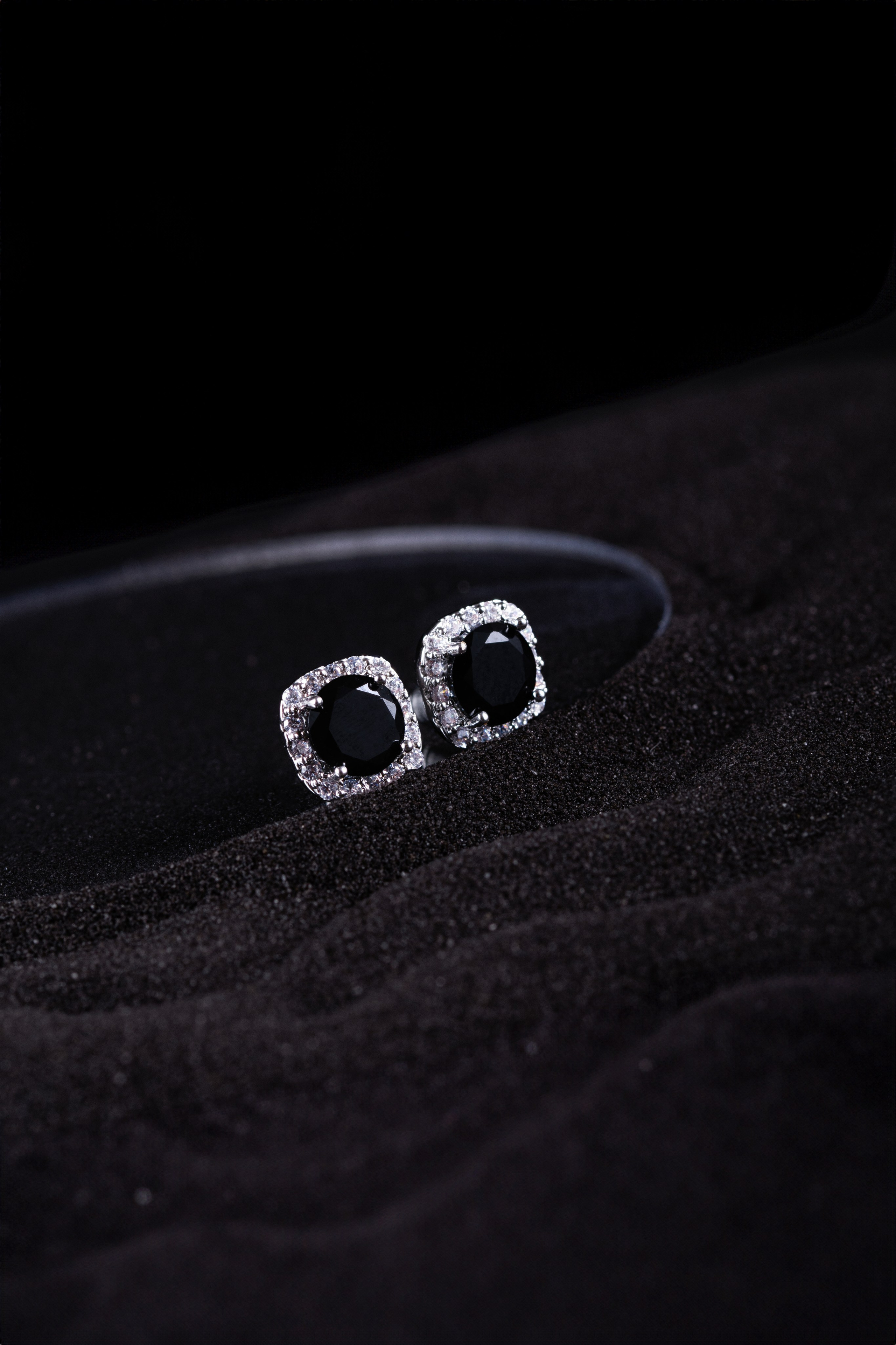 Имиджевая, концептуальная предметная фотосъёмки. Предметный, рекламный, ювелирный фотограф в Москве