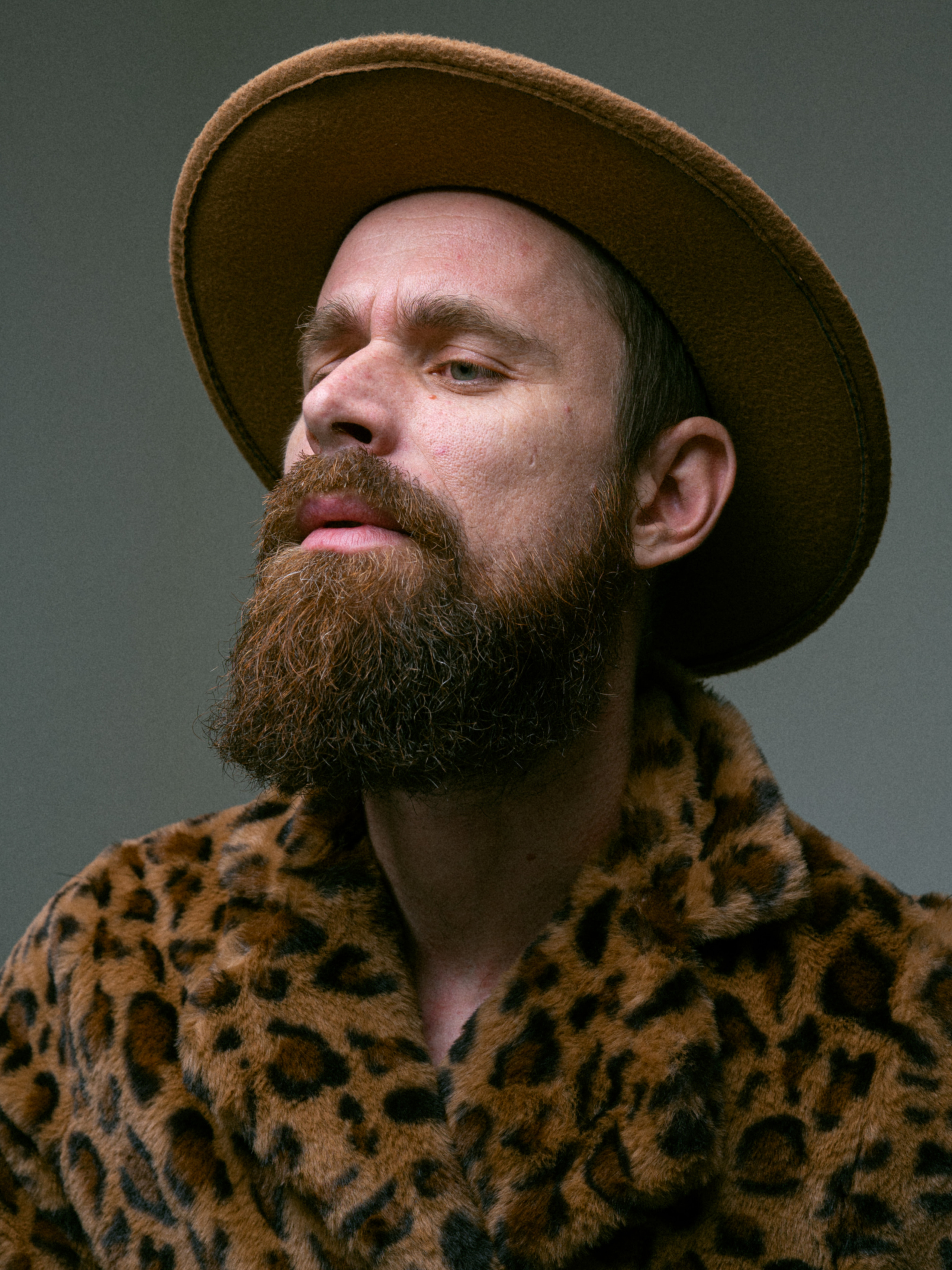 .VICTOR PAVLYUTKIN / photographer