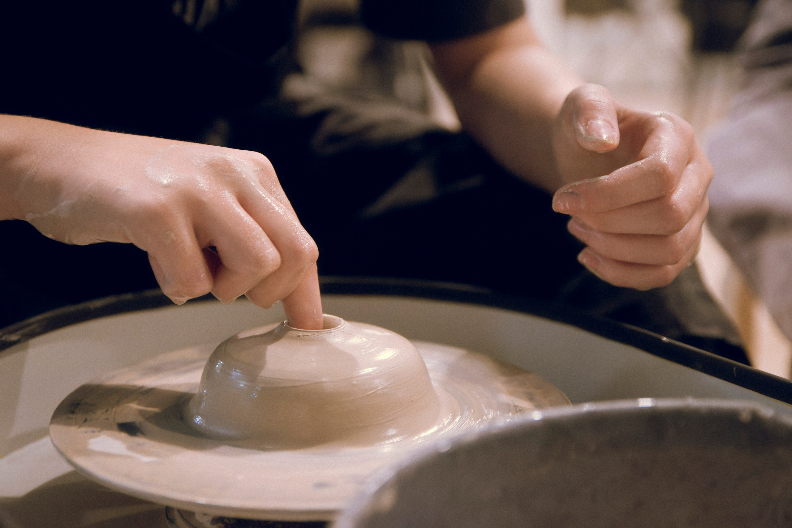 В гончарной мастерской. Плак или Квак