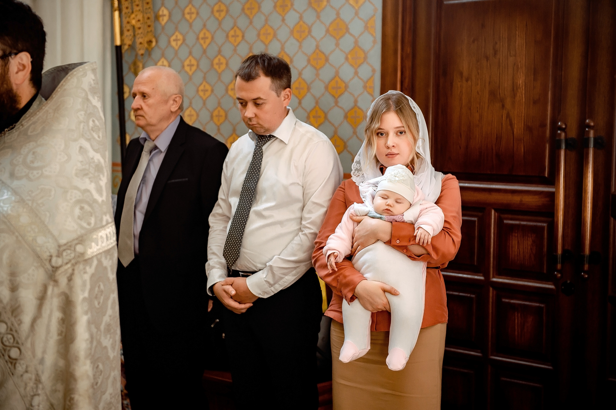 Анастасия, Щелково. Храм иконы Божией Матери «Спорительница хлебов». Свадебный и семейный фотограф Виктория Носачёва. Щелково, Москва и МО