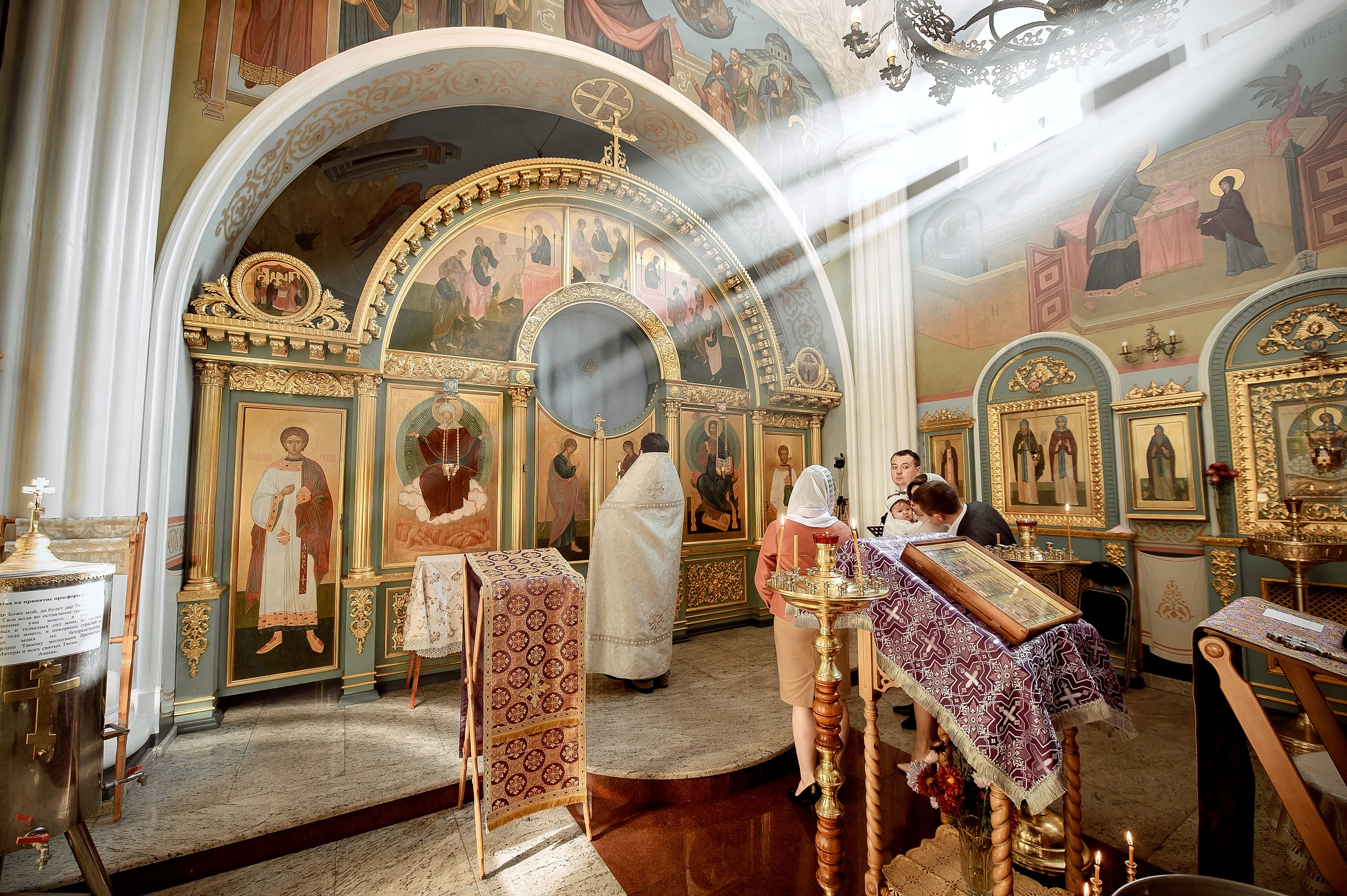 Анастасия, Щелково. Храм иконы Божией Матери «Спорительница хлебов». Свадебный и семейный фотограф Виктория Носачёва. Щелково, Москва и МО