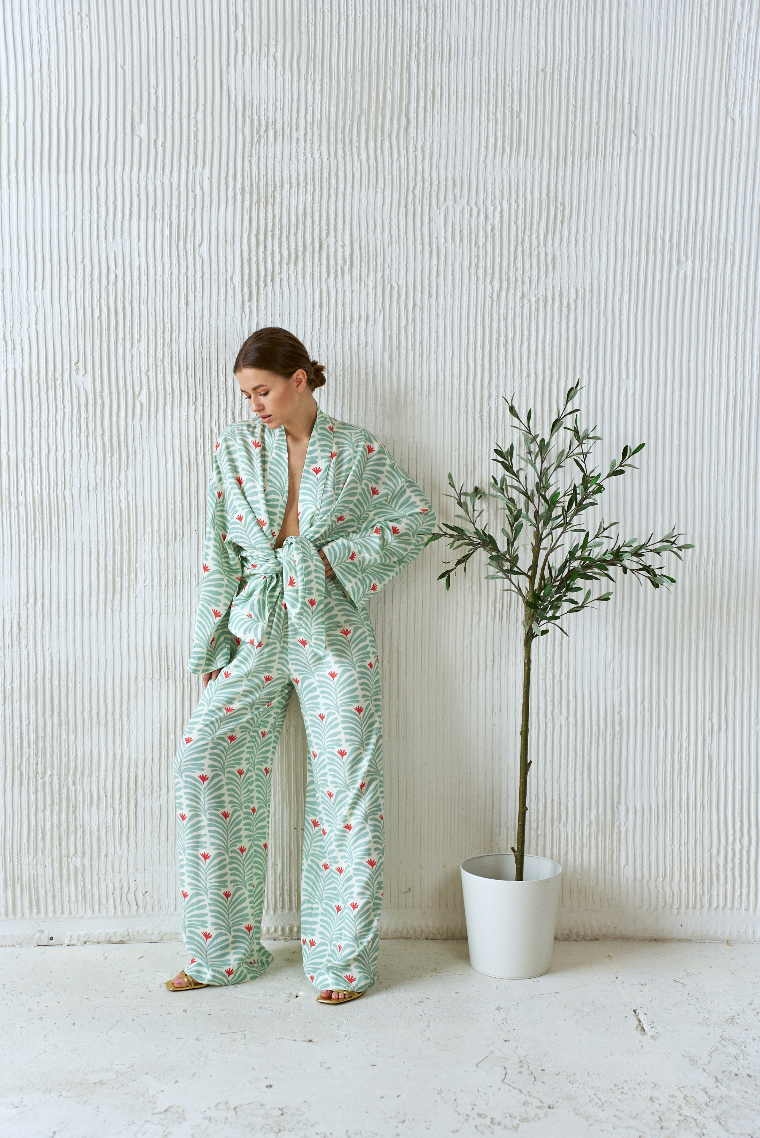 Каталог не на белом фоне. Фото и видео для брендов и бизнеса