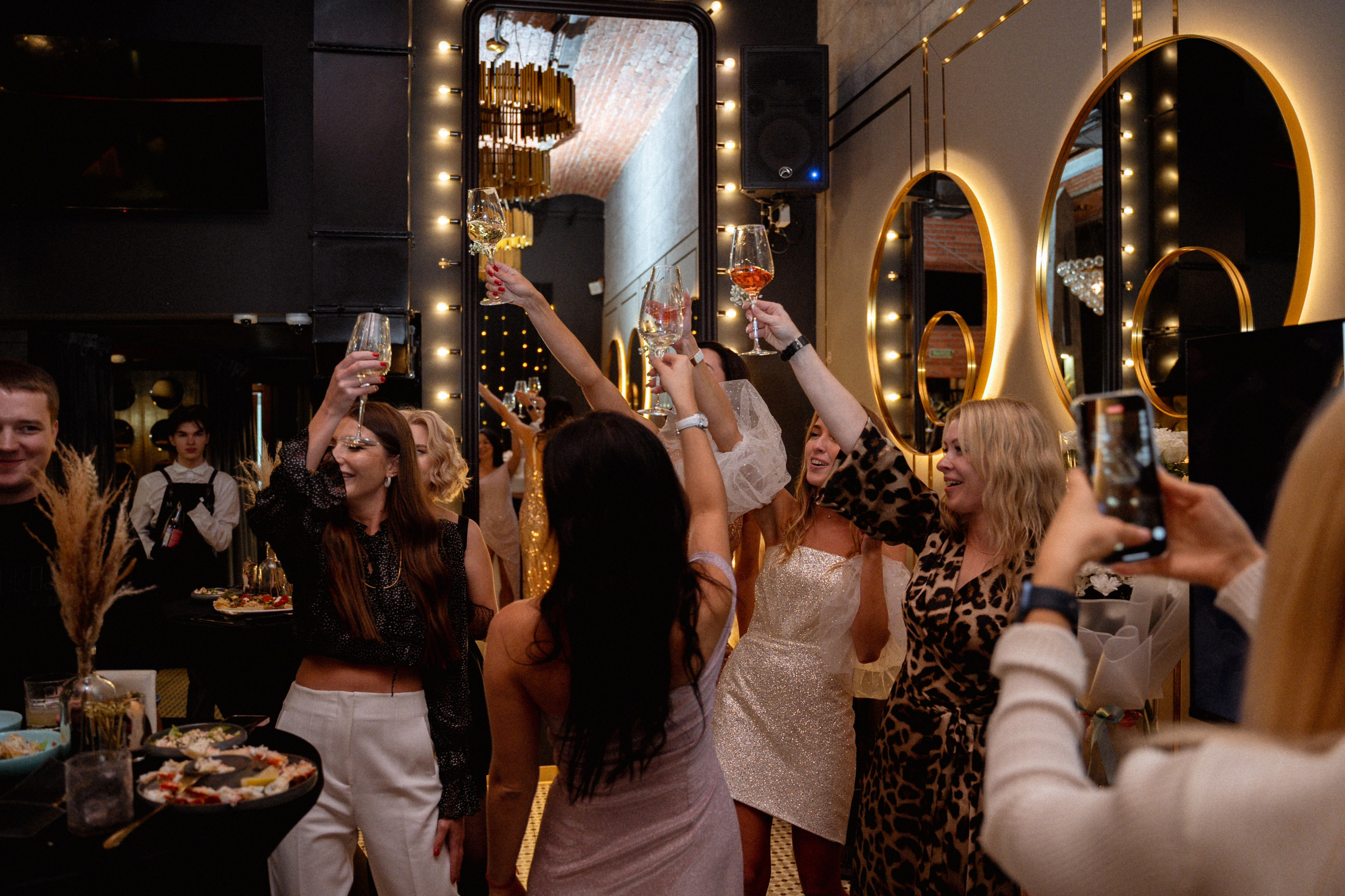 Игорь и Анна. Главная