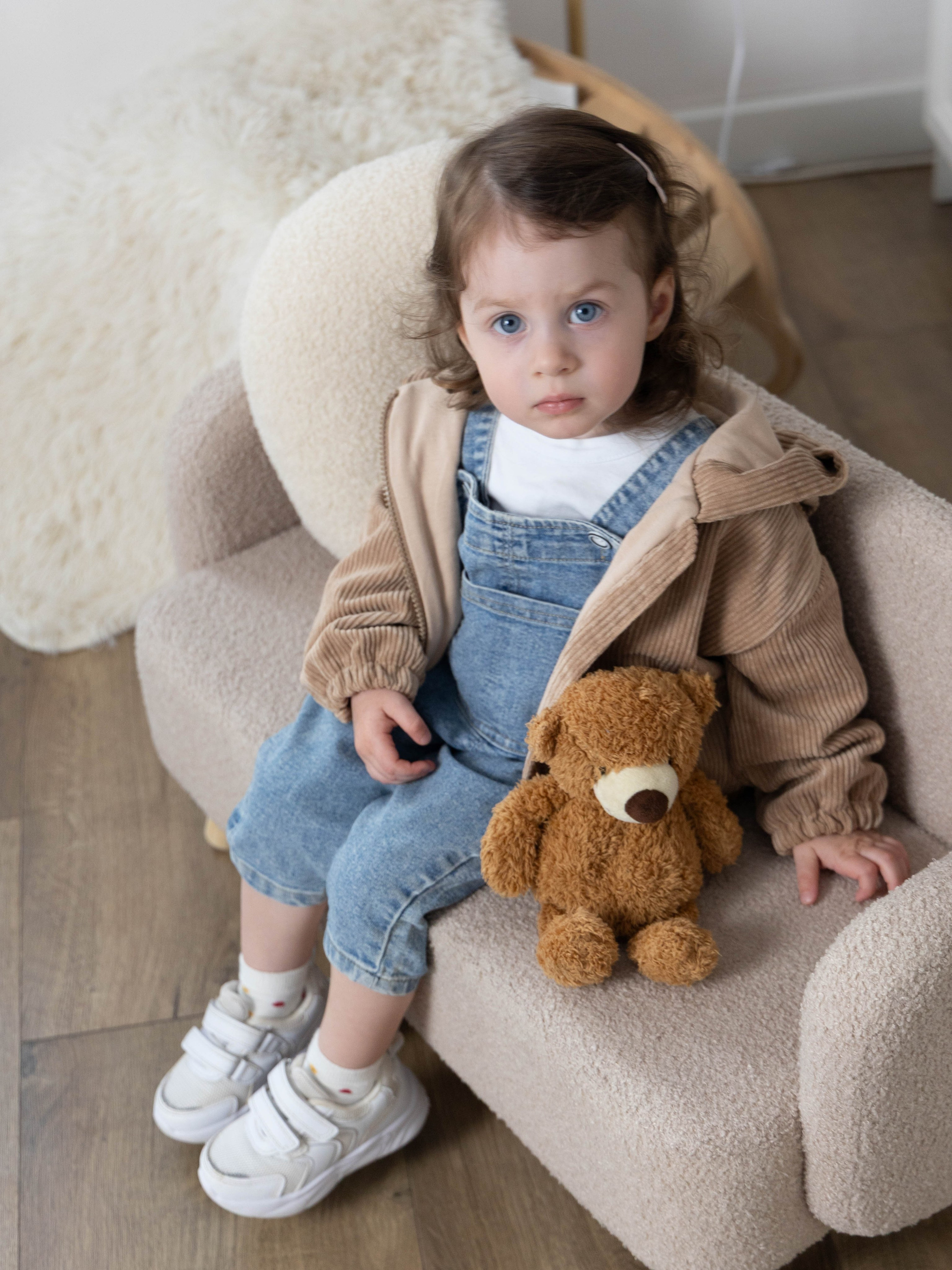 Детская ветровка. Фотограф для маркетплейсов, фотоуслуги в Жуковском Татьяна Марсуверских