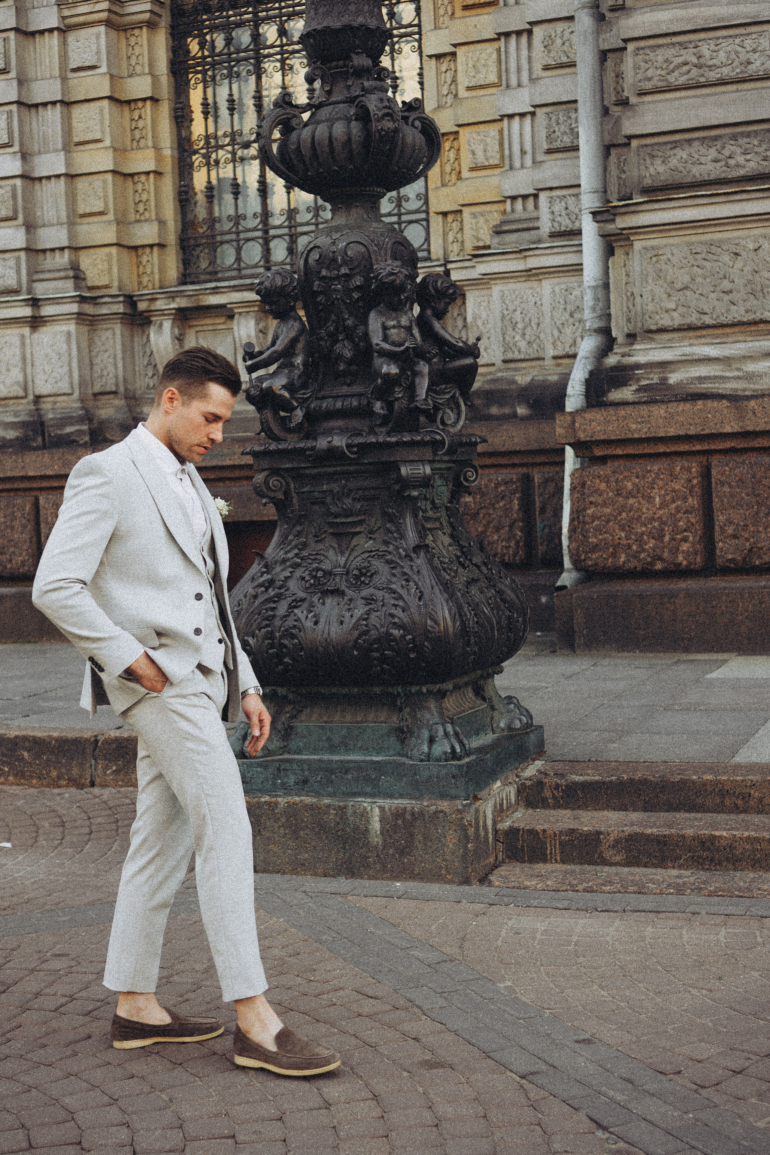 Свадебная сьемка у академии Штиглица. Профессиональный фотограф, Санкт-Петербург — Виктория Богомолова