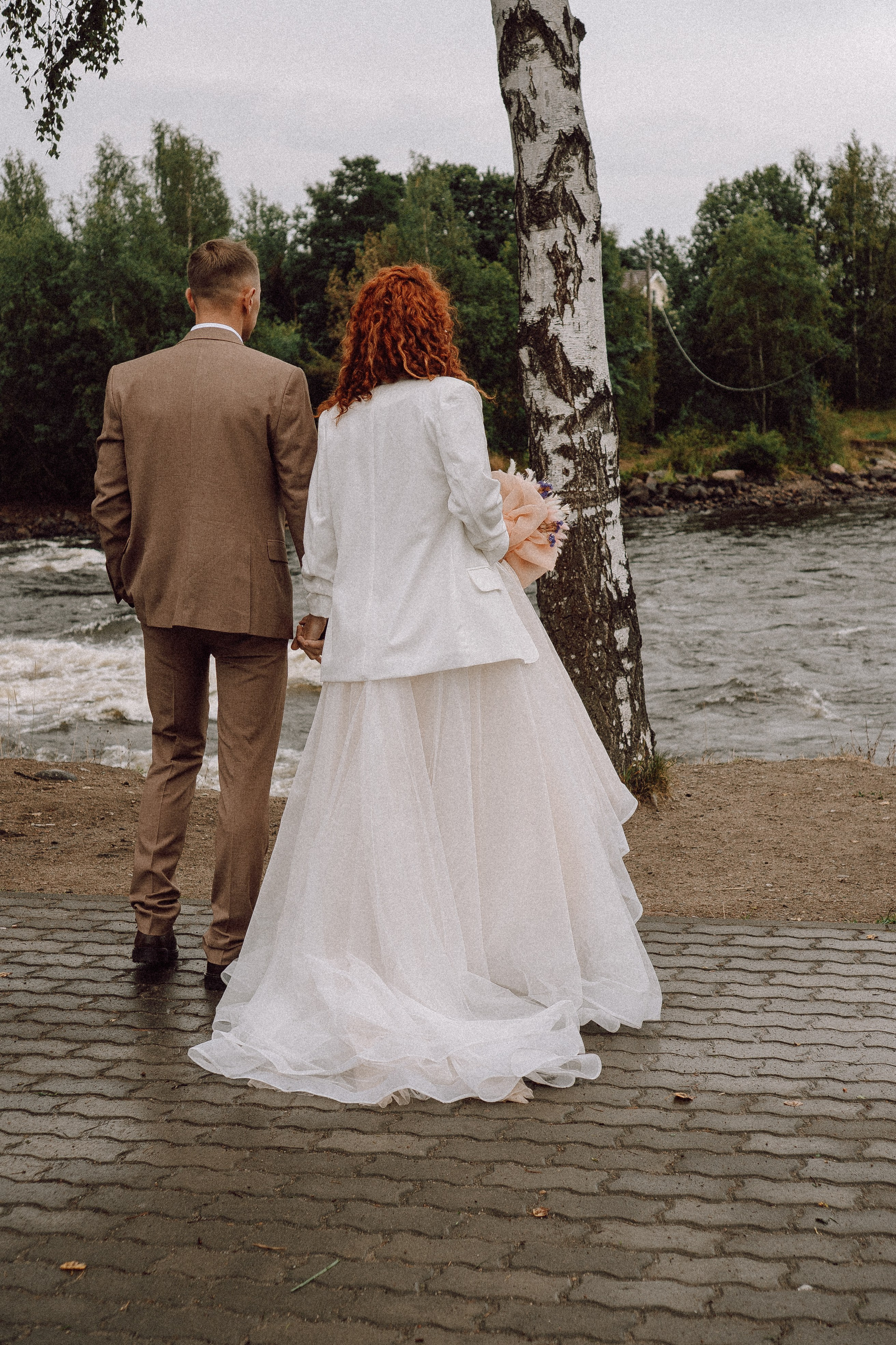 СВАДЕБНАЯ ФОТОСЕССИИЯ ПАРЫ В ГОРОДЕ ПРИОЗЕРСК В СОСНОВОМ ЛЕСУ И С ПИКАПОМ. Профессиональный фотограф, Санкт-Петербург — Виктория Богомолова
