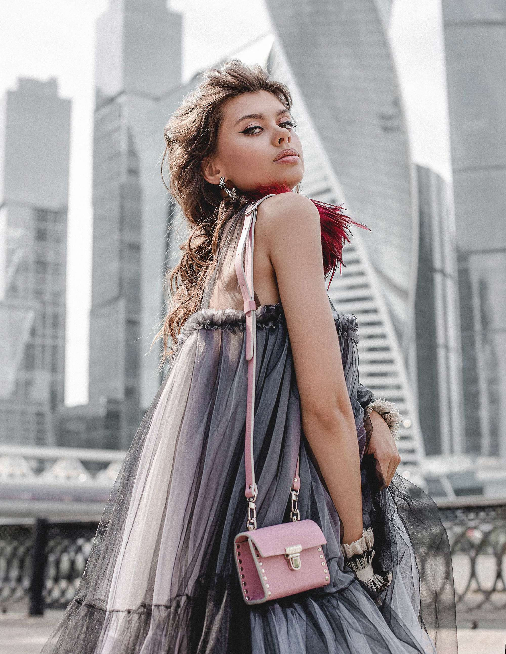 PASSION IN THE GREY CITY for RED HOT MONDE. Профессиональный фотограф в Москве