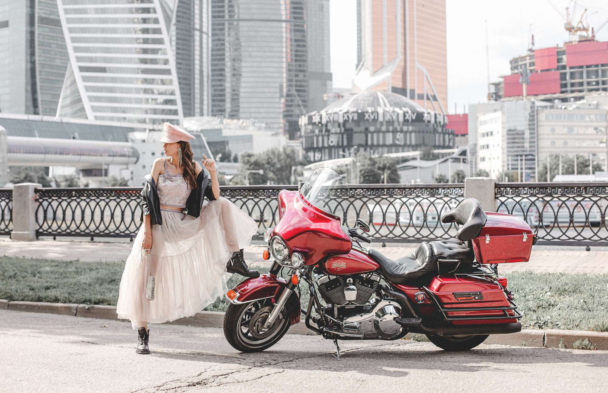 PASSION IN THE GREY CITY for RED HOT MONDE. Профессиональный фотограф в Москве