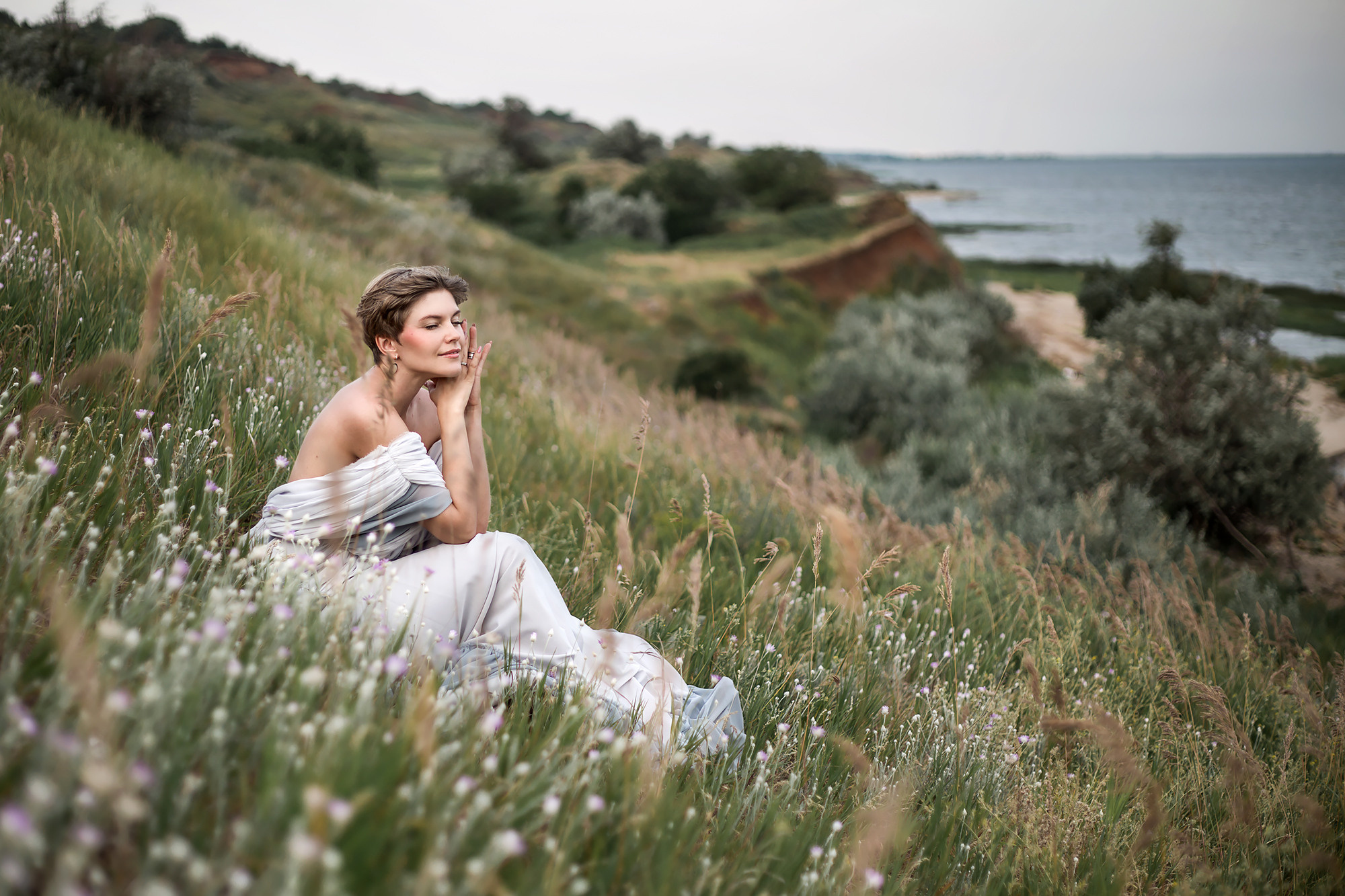 Анна и маяк. Профессиональный фотограф в Москве
