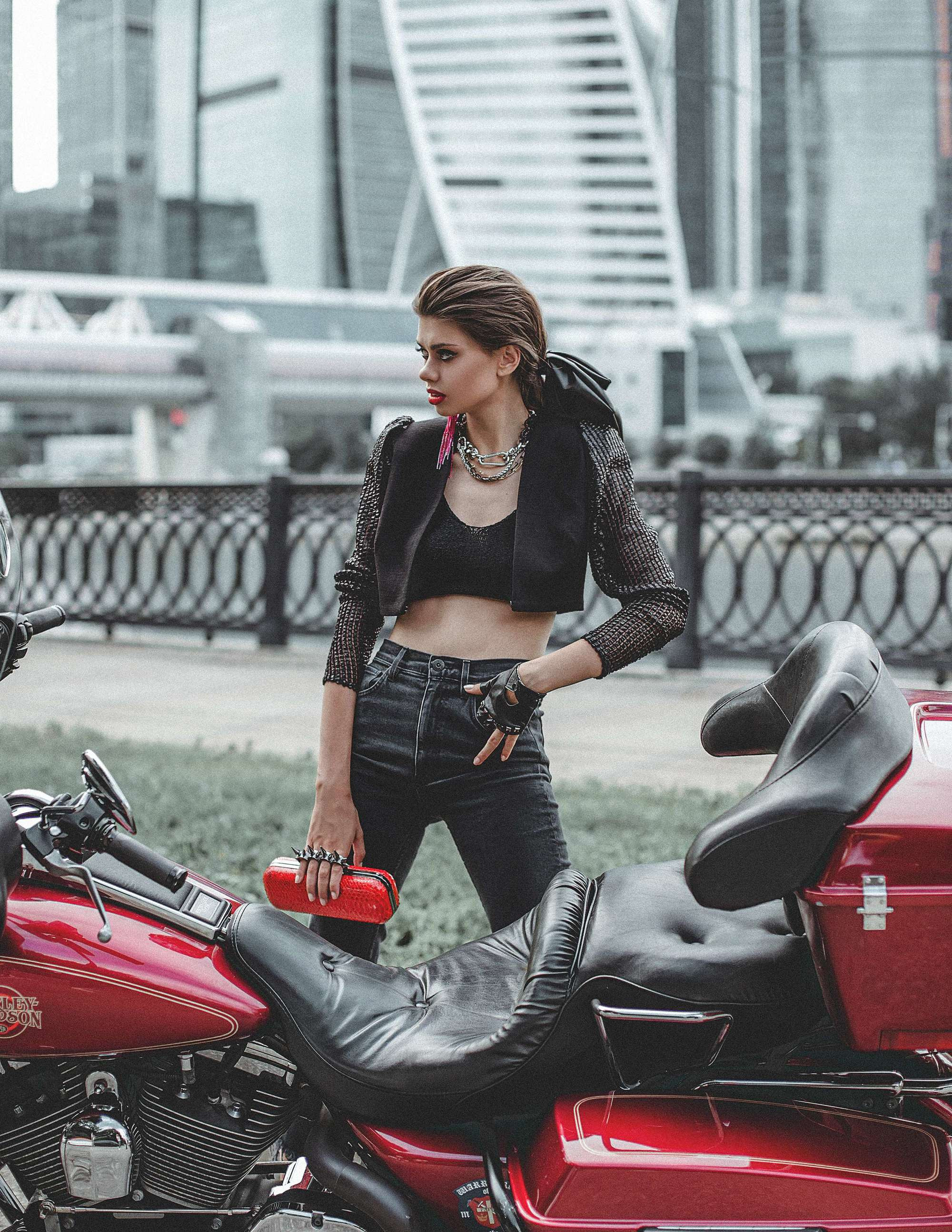 PASSION IN THE GREY CITY for RED HOT MONDE. Профессиональный фотограф в Москве