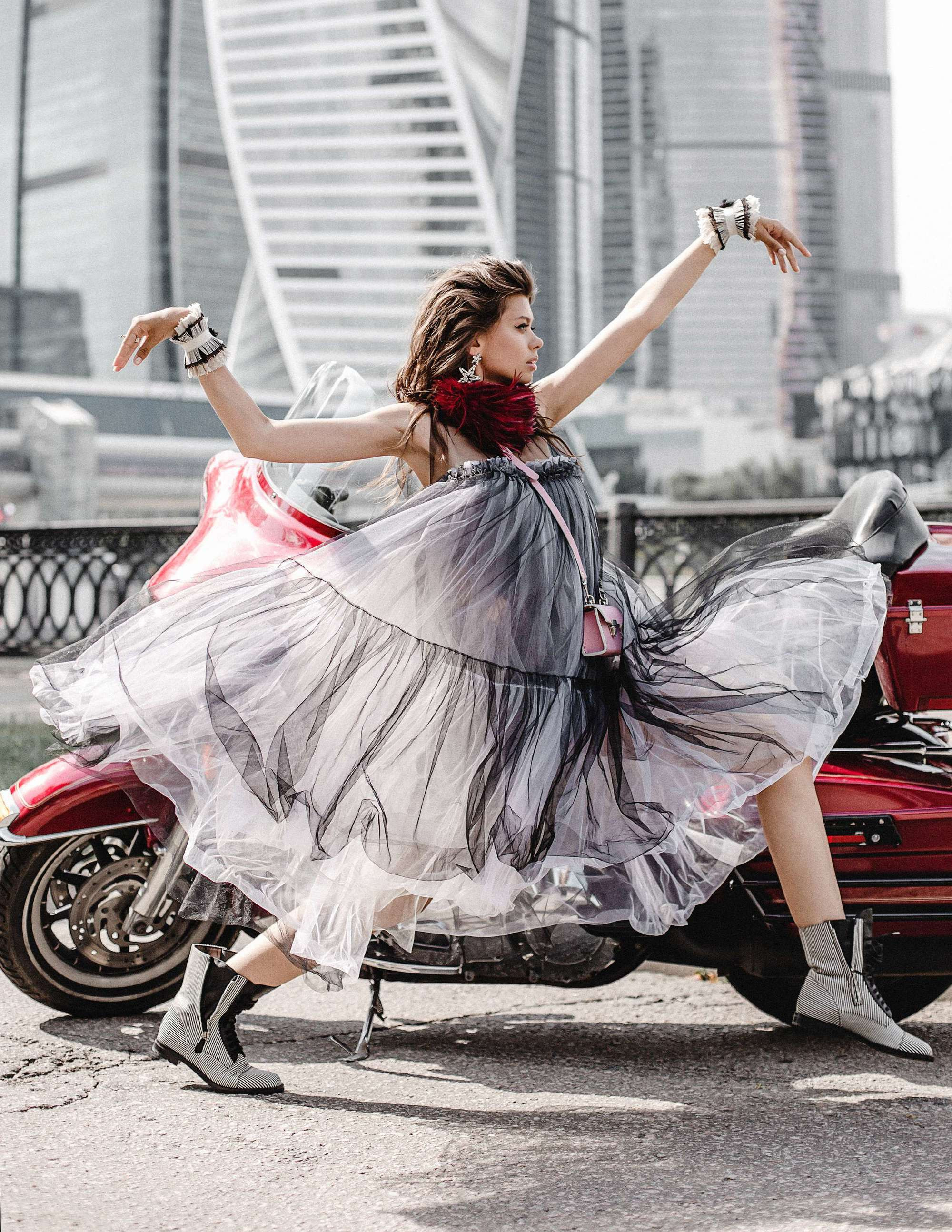 PASSION IN THE GREY CITY for RED HOT MONDE. Профессиональный фотограф в Москве