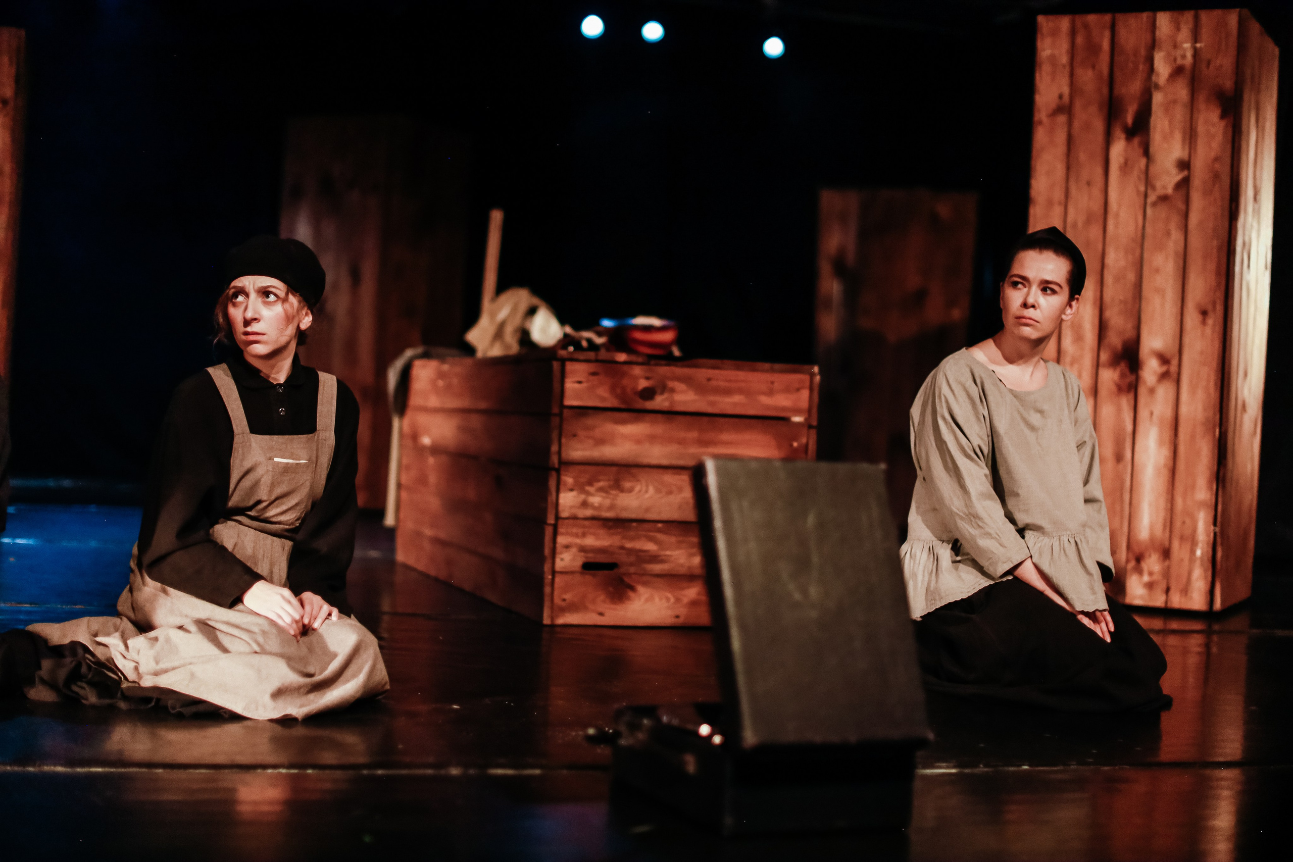 «Марьино поле». Молодежный театр Алтая. Режиссёр Ирина Астафьева. Фоторепортаж. Театральная фотосъёмка