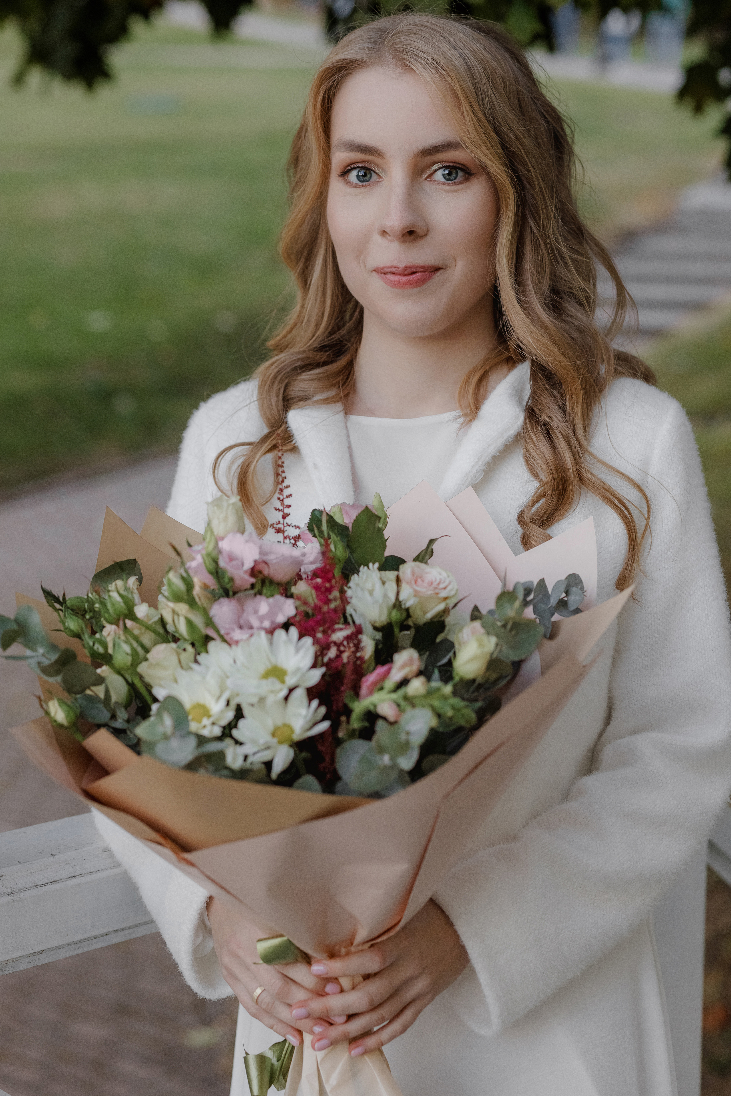 Свадебная фотосъёмка. Шипиловский ЗАГС, парк Коломенское. Портретный и семейный фотограф в Москве Мария Рослякова