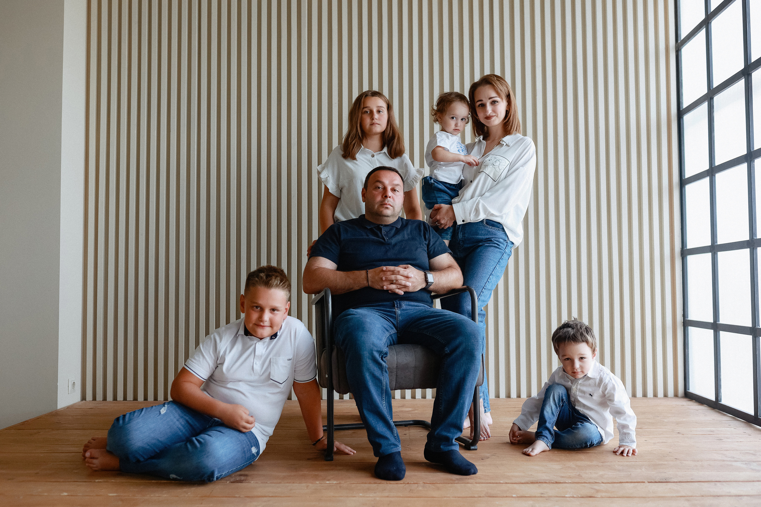 Семейная фотосессия в студии. Портретный и семейный фотограф в Москве Мария Рослякова