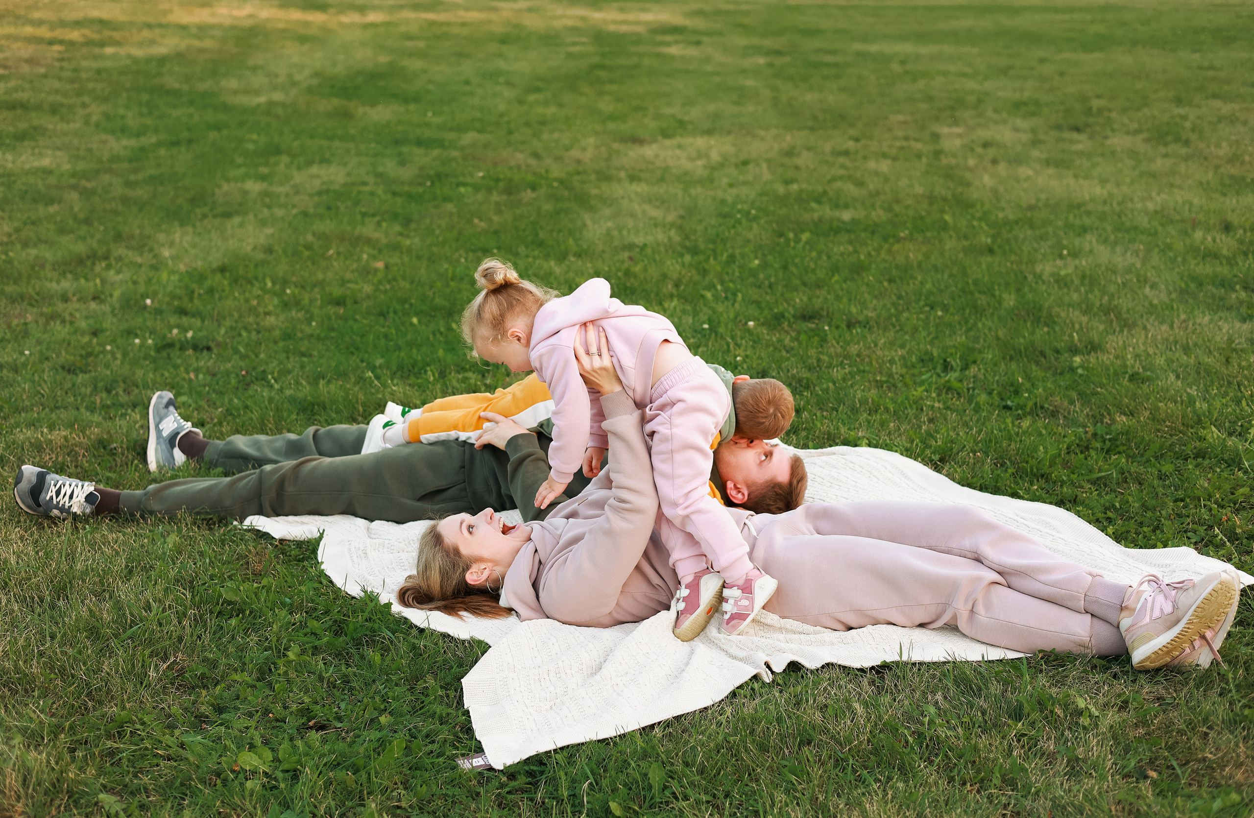 Семейная съёмка в Коломенском парке. Портретный и семейный фотограф в Москве Мария Рослякова