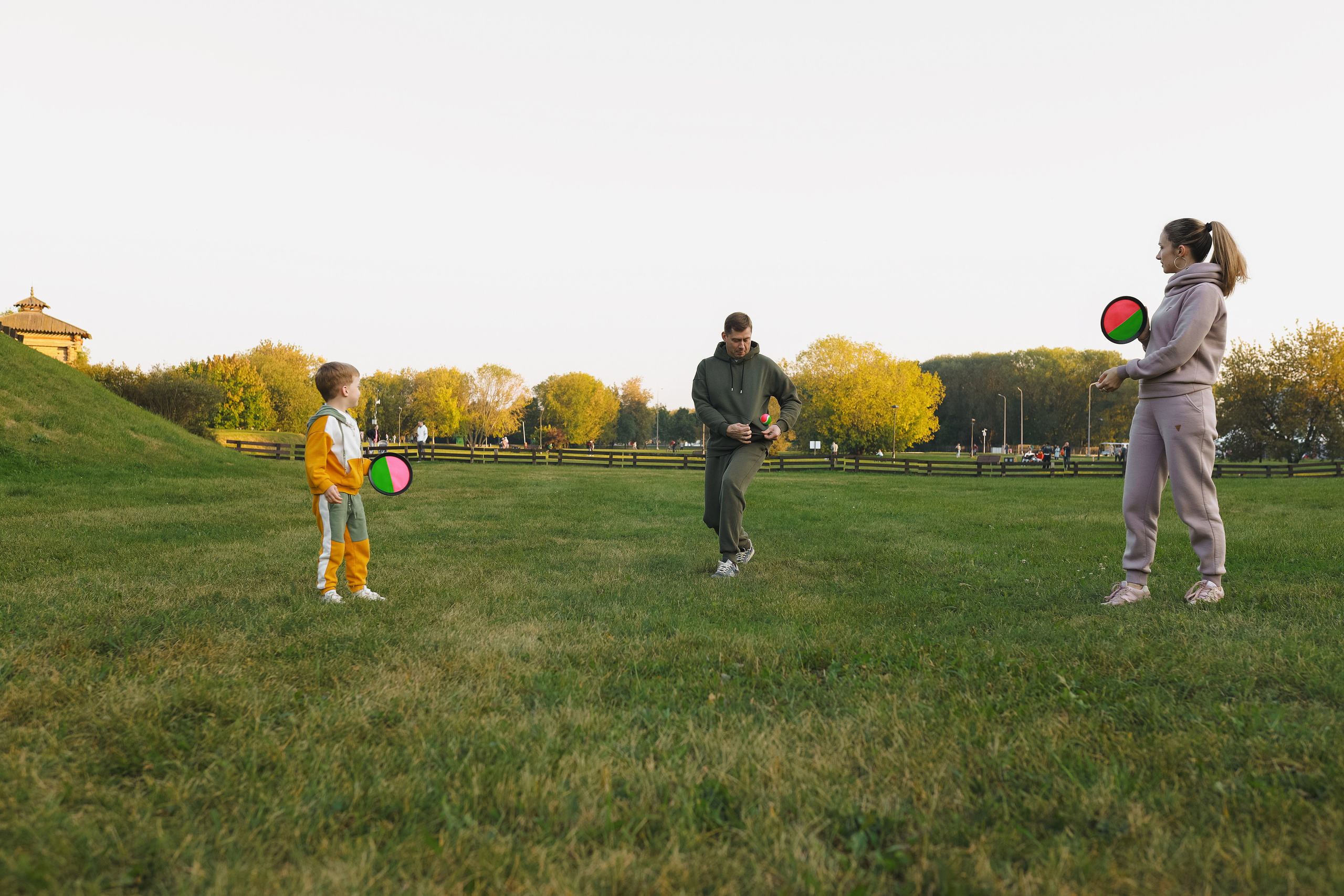 Семейная съёмка в Коломенском парке. Портретный и семейный фотограф в Москве Мария Рослякова
