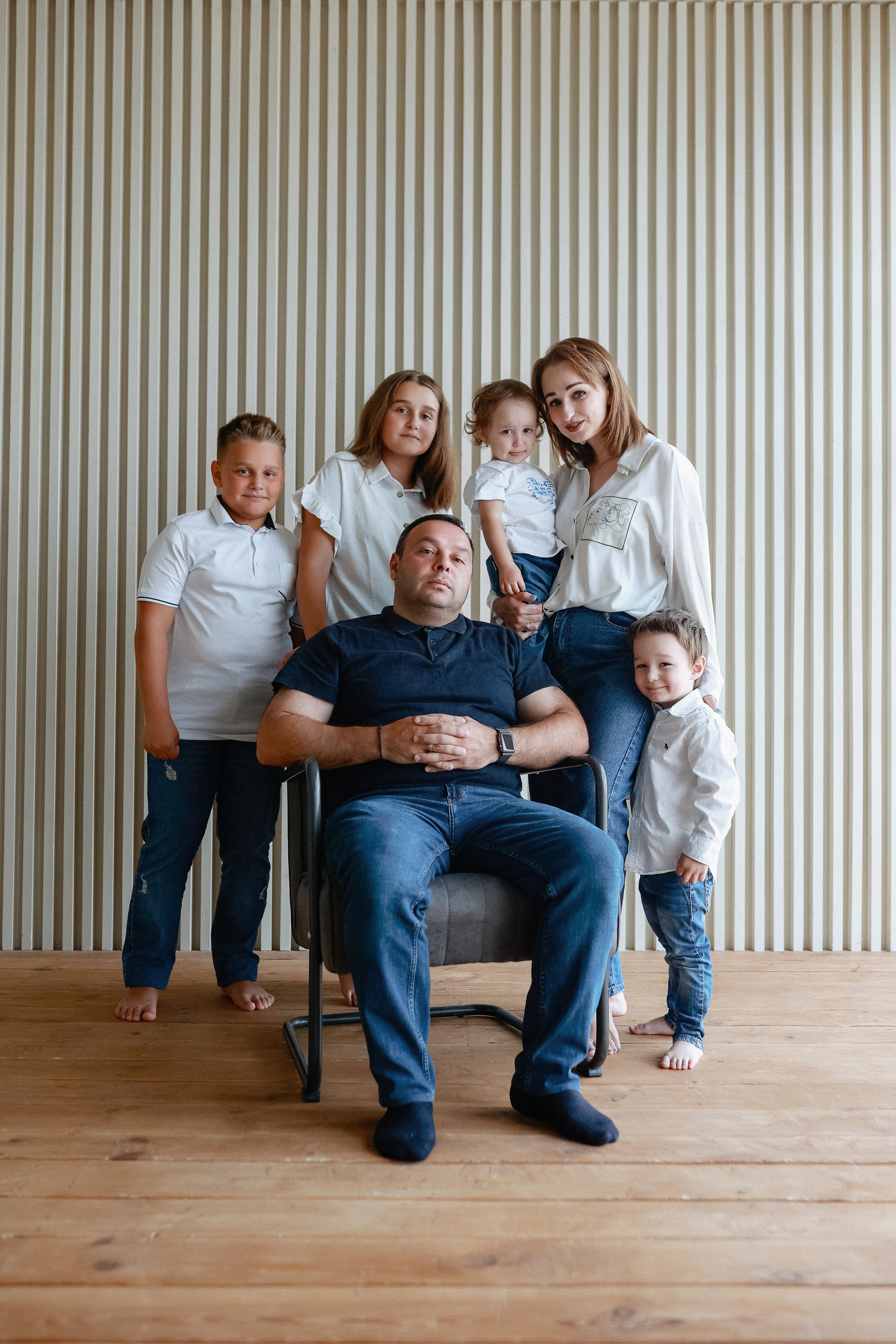 Семейная фотосессия в студии. Портретный и семейный фотограф в Москве Мария Рослякова