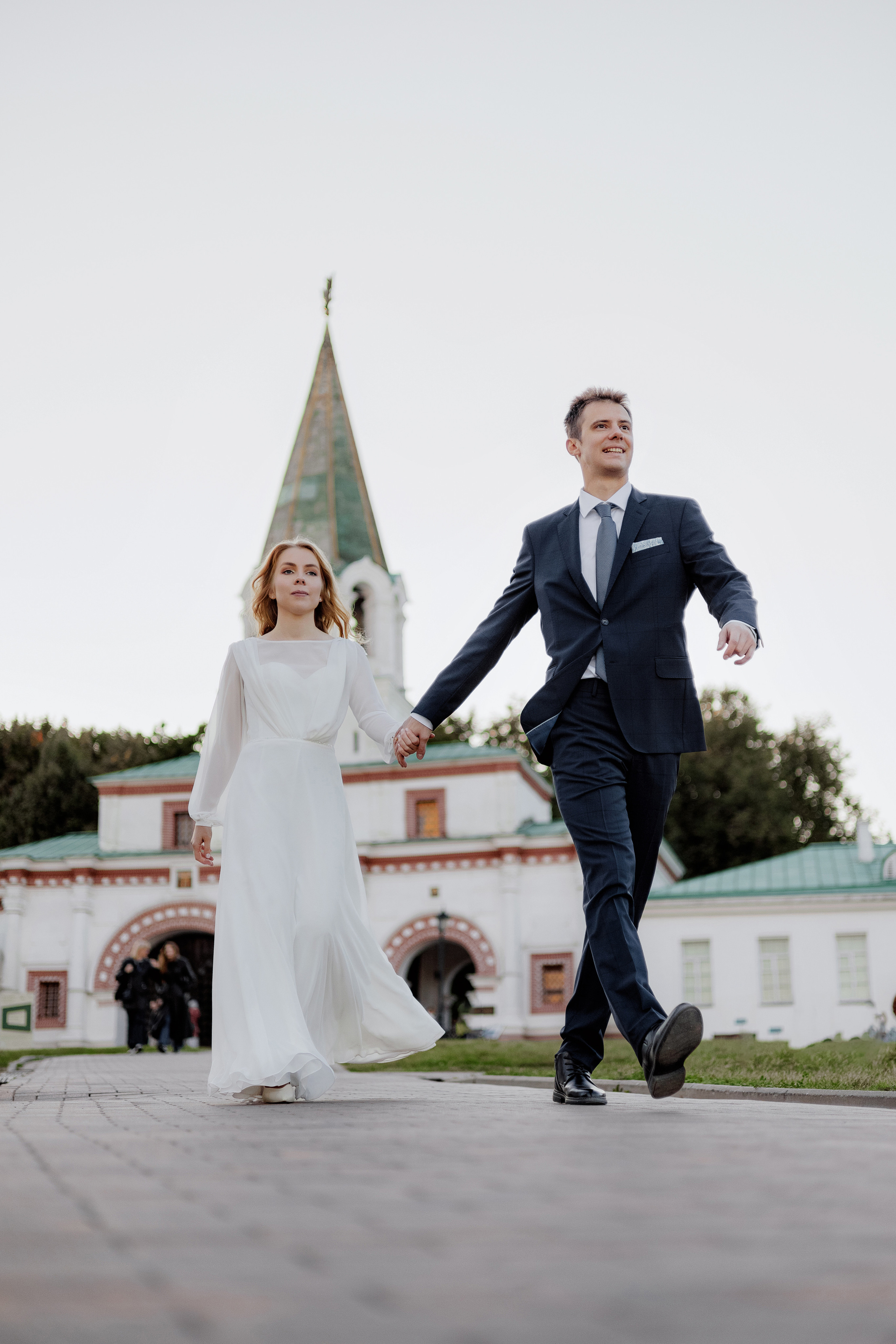 Свадебная фотосъёмка. Шипиловский ЗАГС, парк Коломенское. Портретный и семейный фотограф в Москве Мария Рослякова