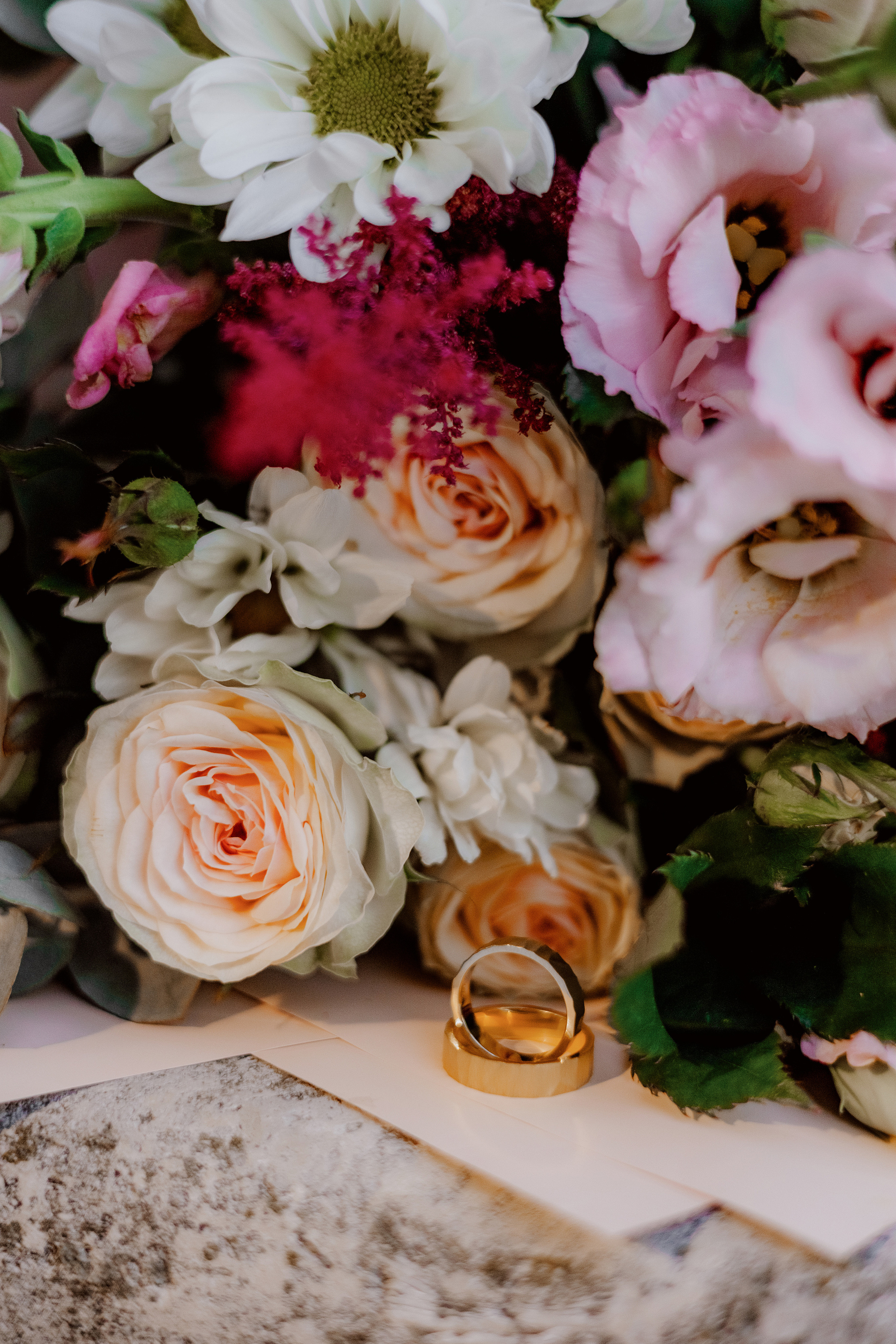 Свадебная фотосъёмка. Шипиловский ЗАГС, парк Коломенское. Портретный и семейный фотограф в Москве Мария Рослякова