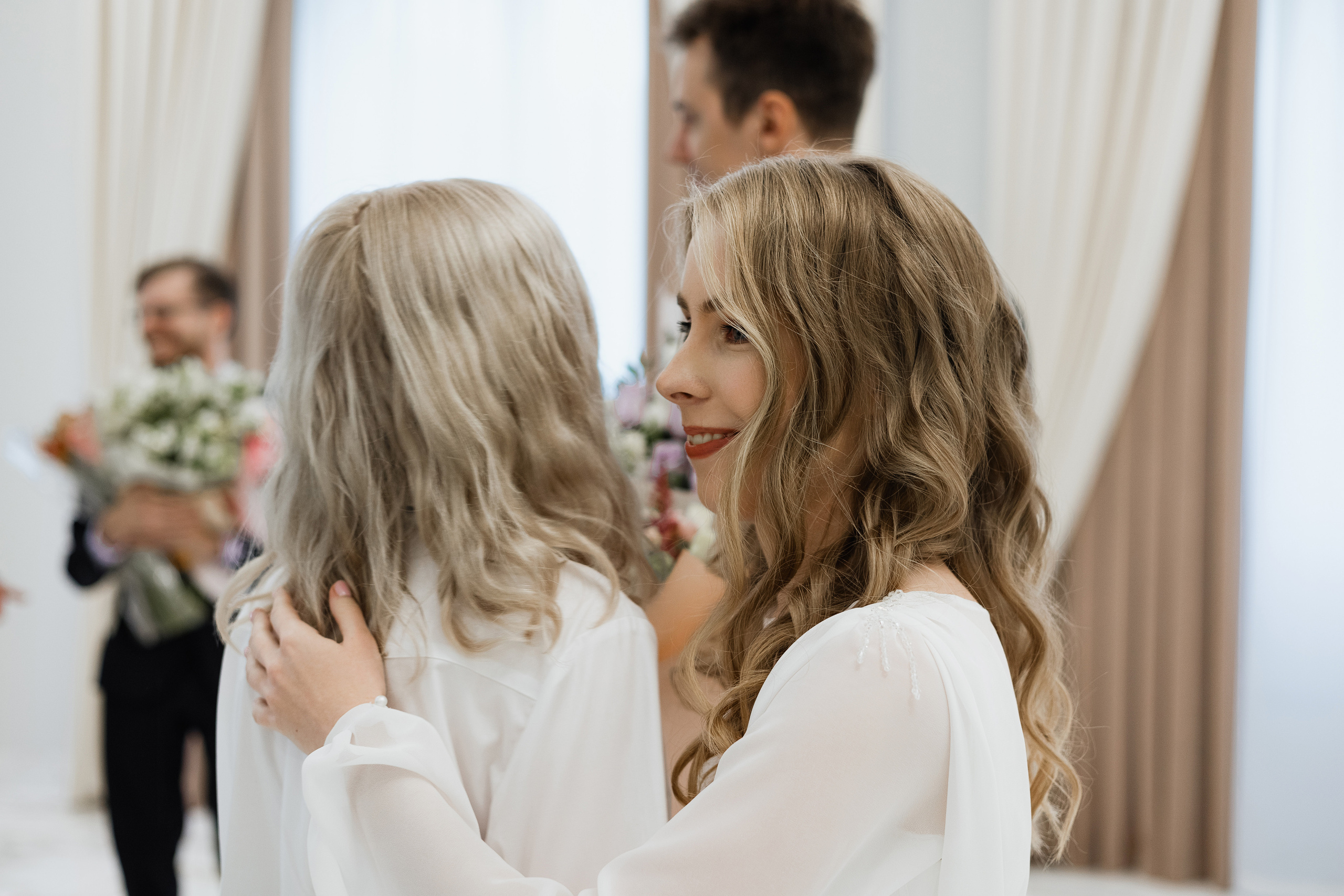 Свадебная фотосъёмка. Шипиловский ЗАГС, парк Коломенское. Портретный и семейный фотограф в Москве Мария Рослякова