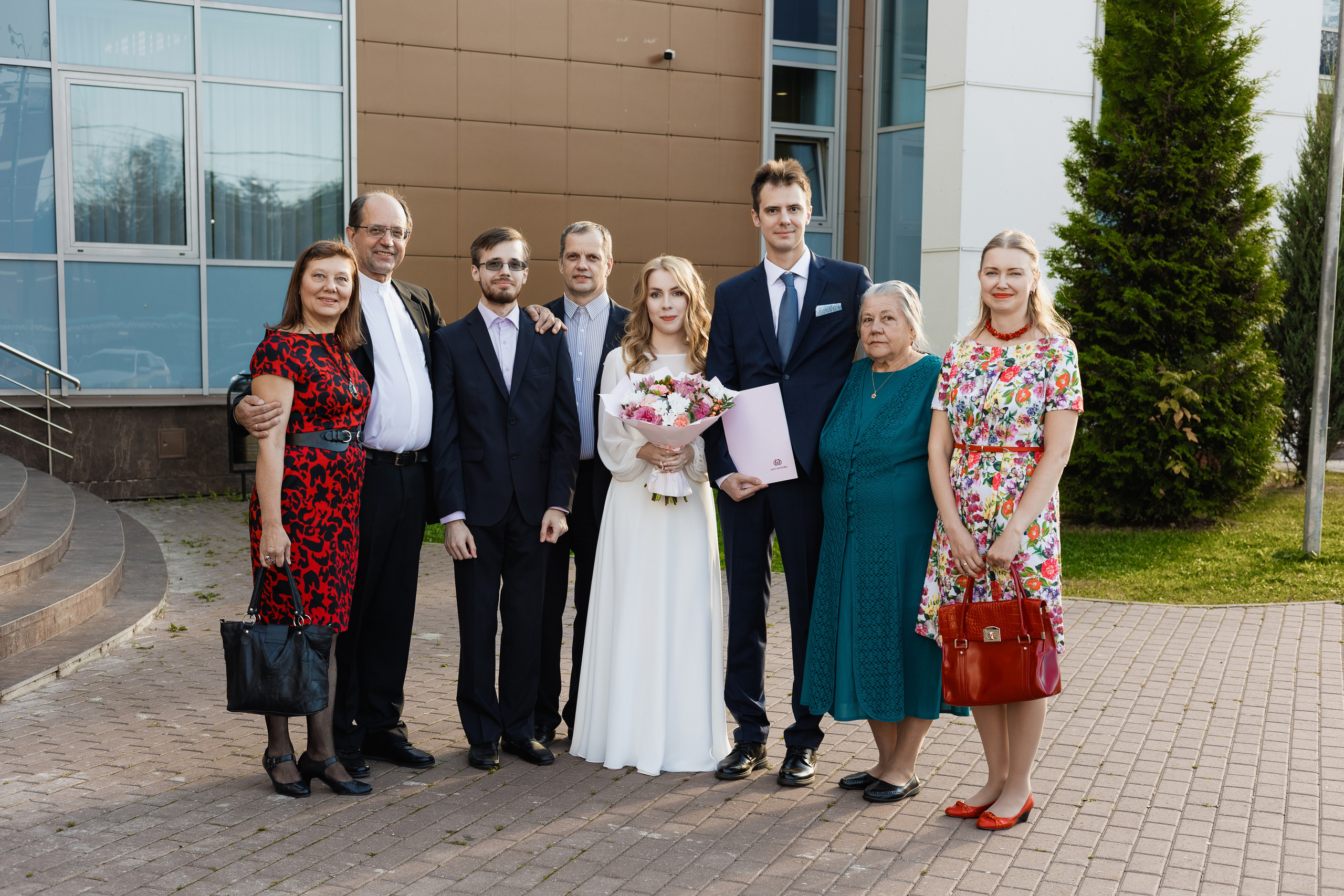 Свадебная фотосъёмка. Шипиловский ЗАГС, парк Коломенское. Портретный и семейный фотограф в Москве Мария Рослякова