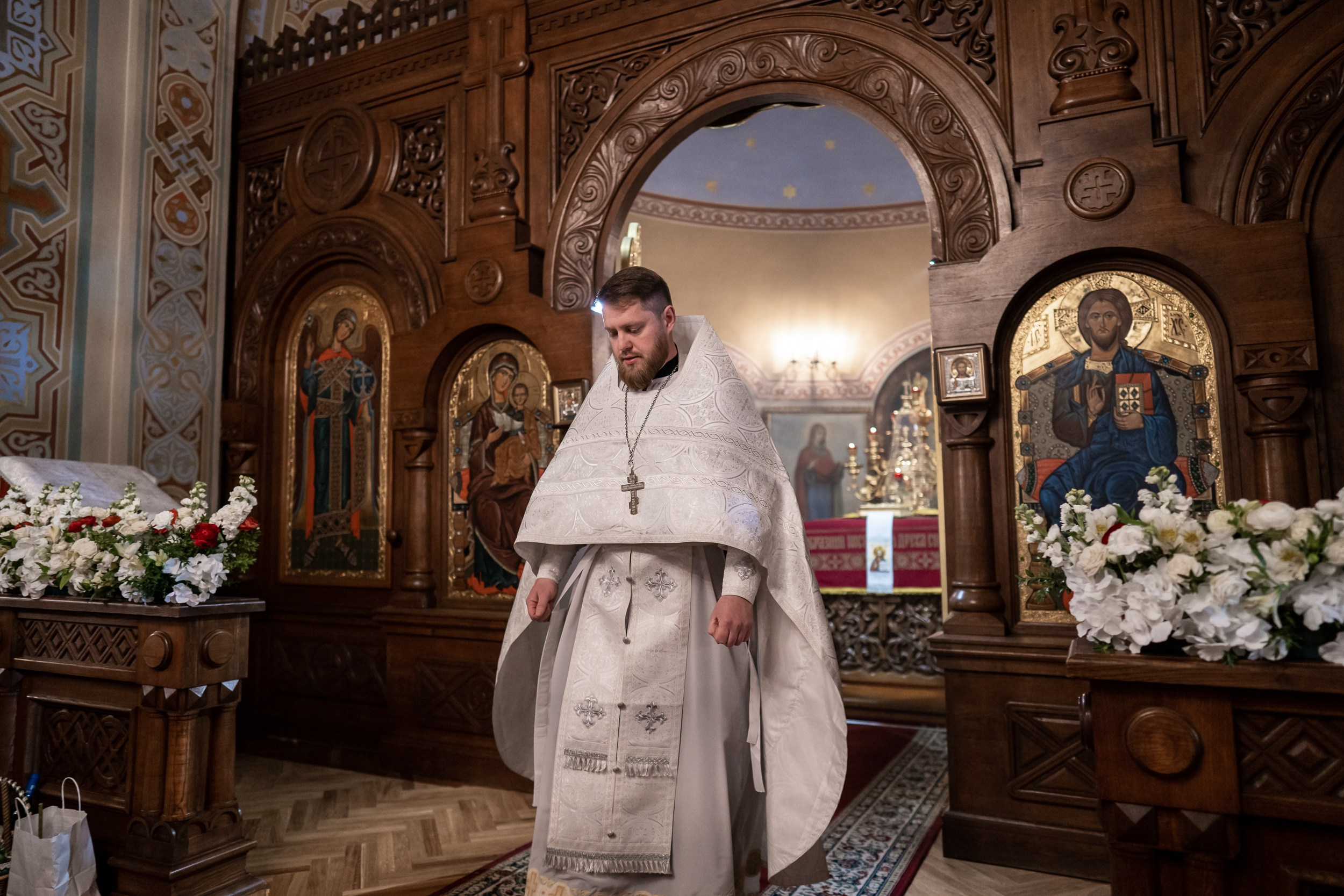 Престольный праздник в храме Воскресения Христова (Форосская церковь). Церковный фотограф Севастополь