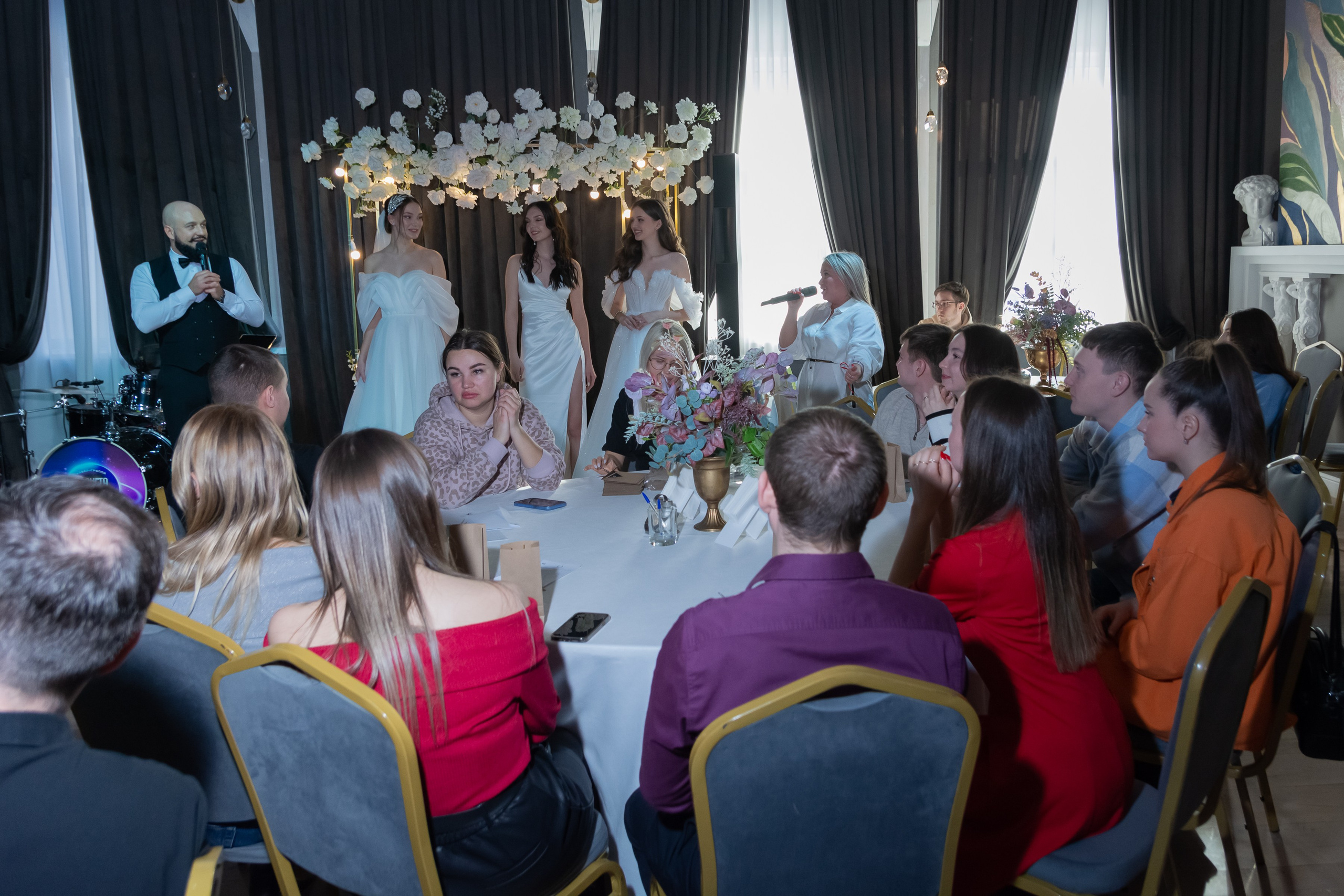 Свадебное чаепитие для молодоженов