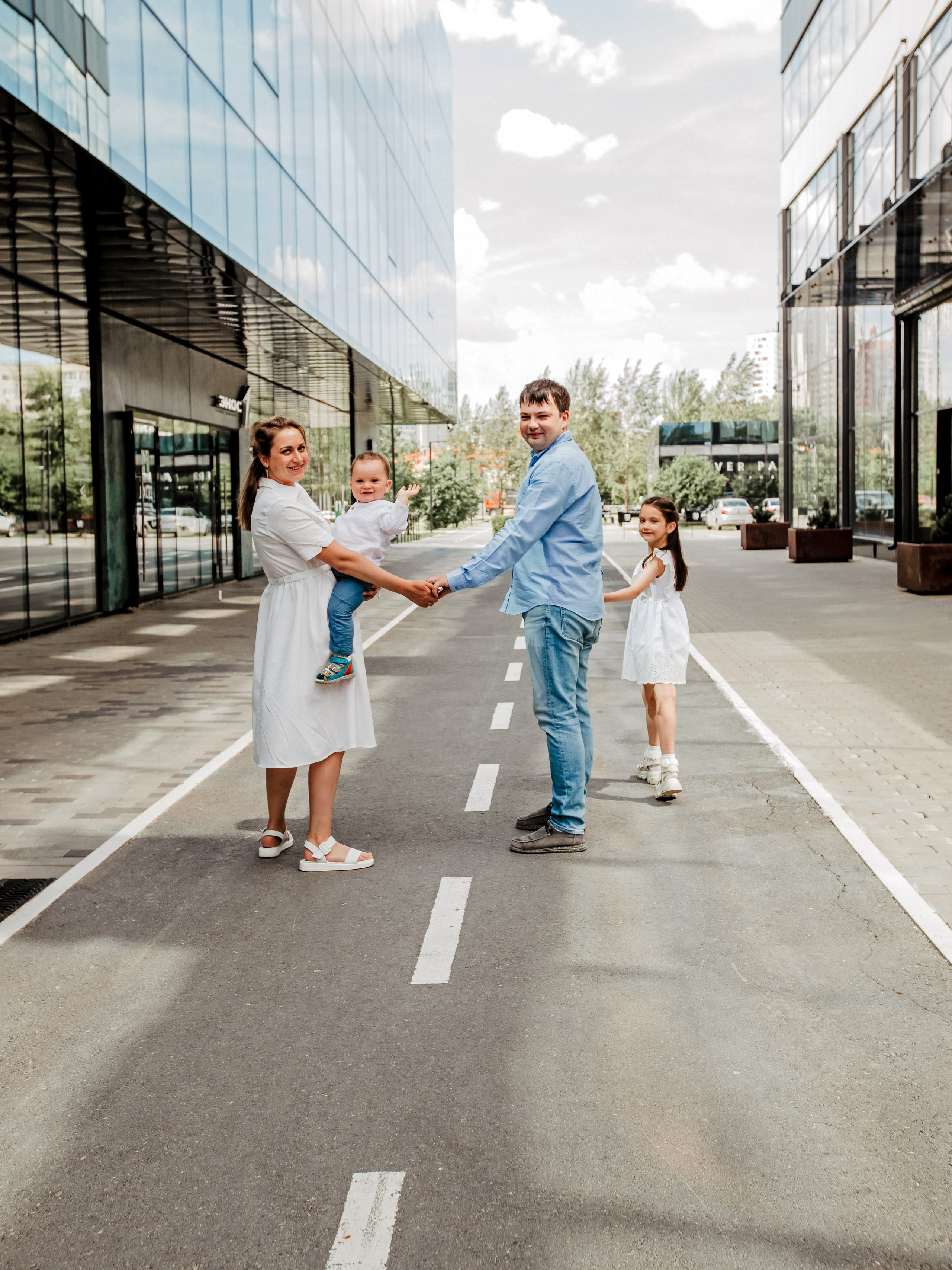 Екатерина Дмитрий Савелий и София. Семейный и детский фотограф в  г. Екатеринбурге Холодова Юлия