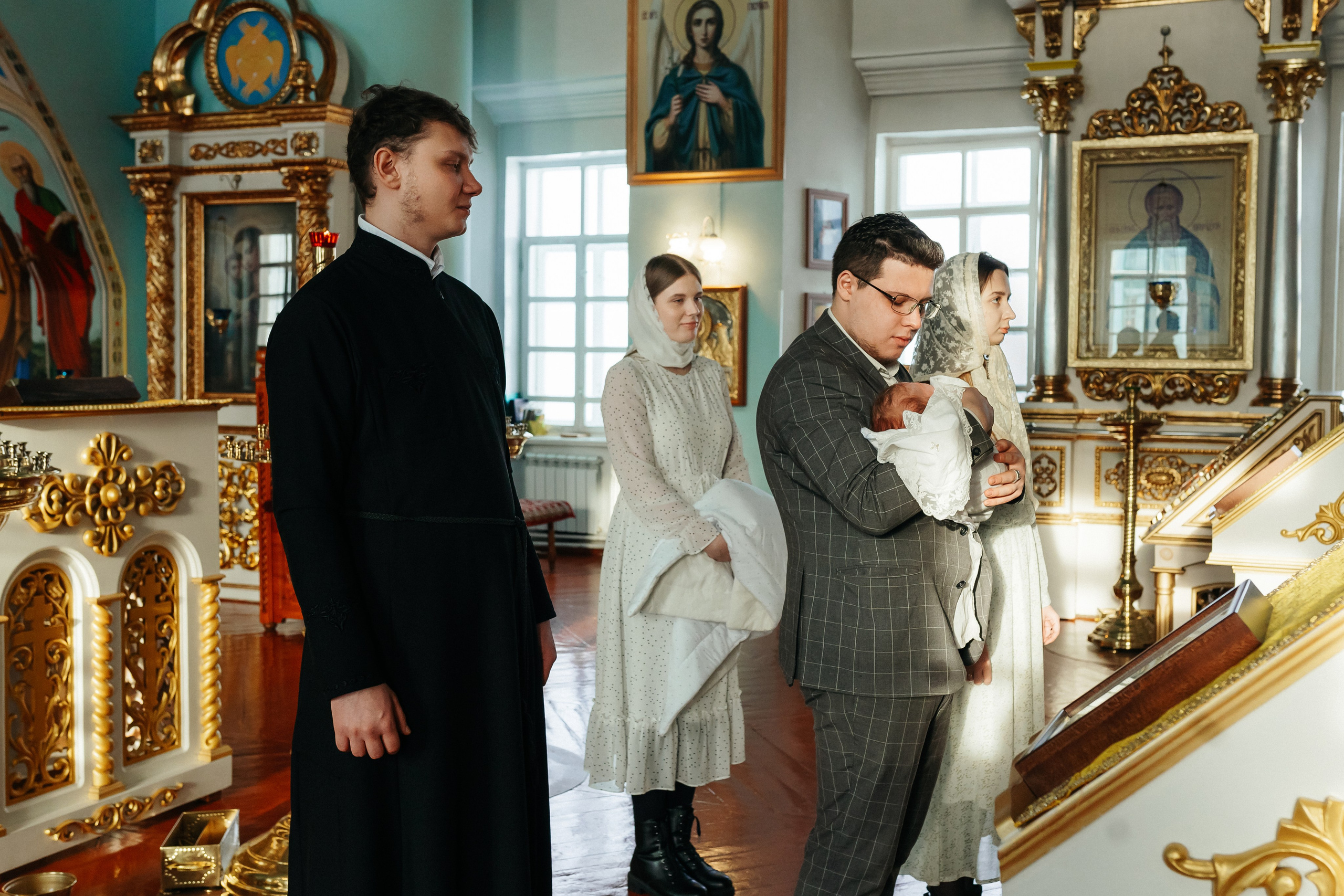 Фотосъемка крещения. Фотограф Ким Наталья в Красноярске