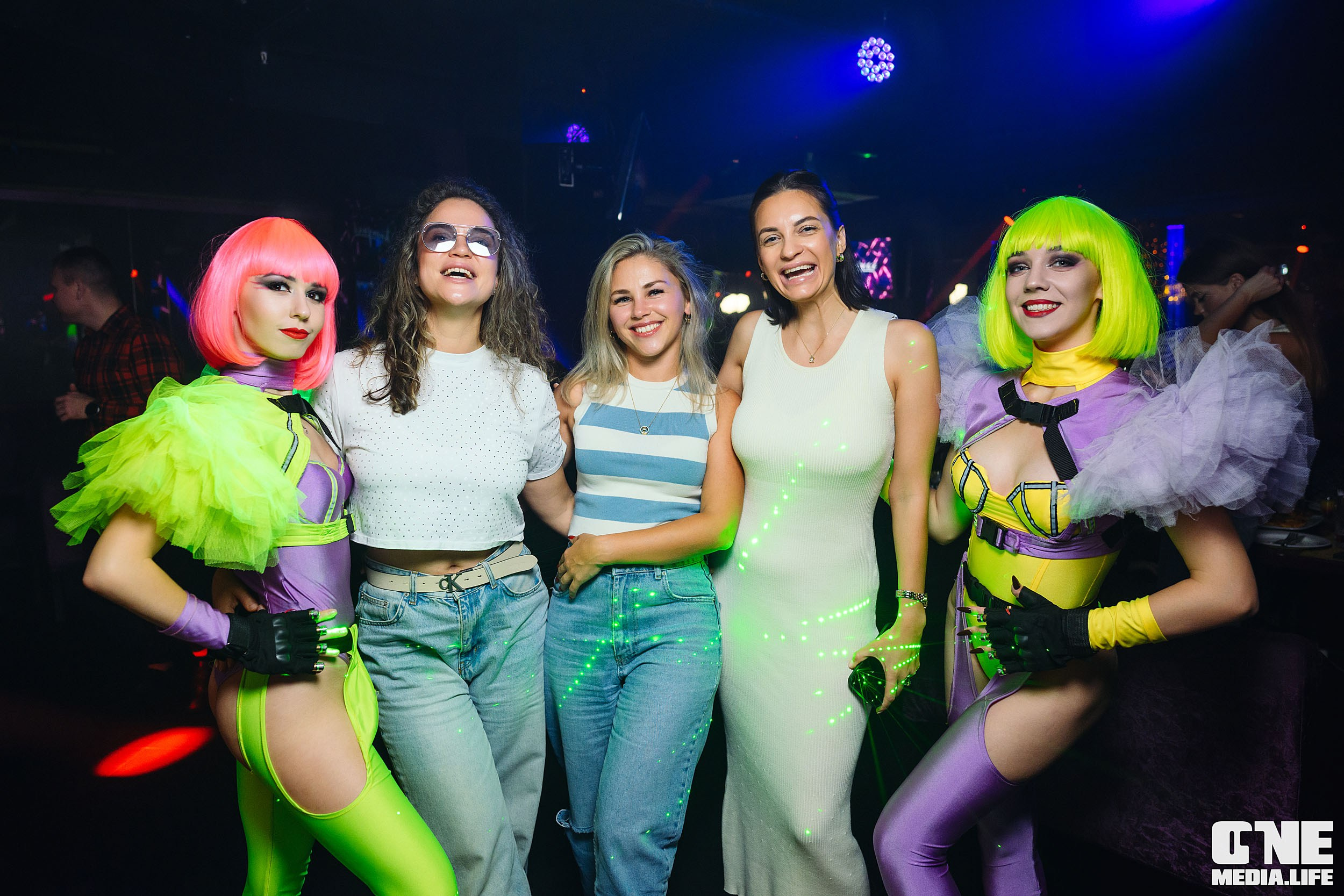 Фоторепортаж из караоке-клуба Эйфория. One Media Life: фоторепортажи, фотоотчеты с мероприятий и заведений