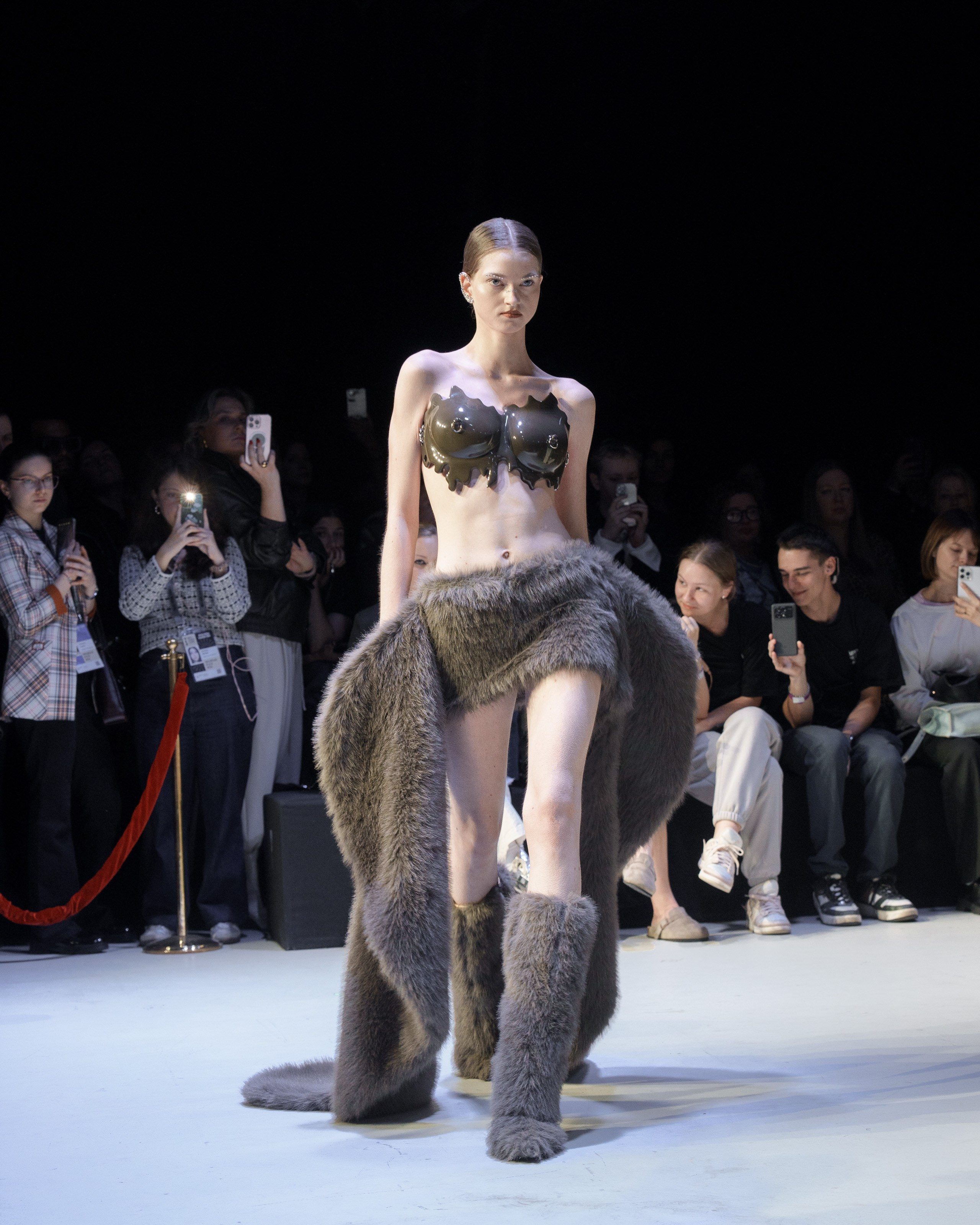 Moscow Fashion Week 2025 осень. Фотограф Николай Прокофьев модельные тесты в Москве