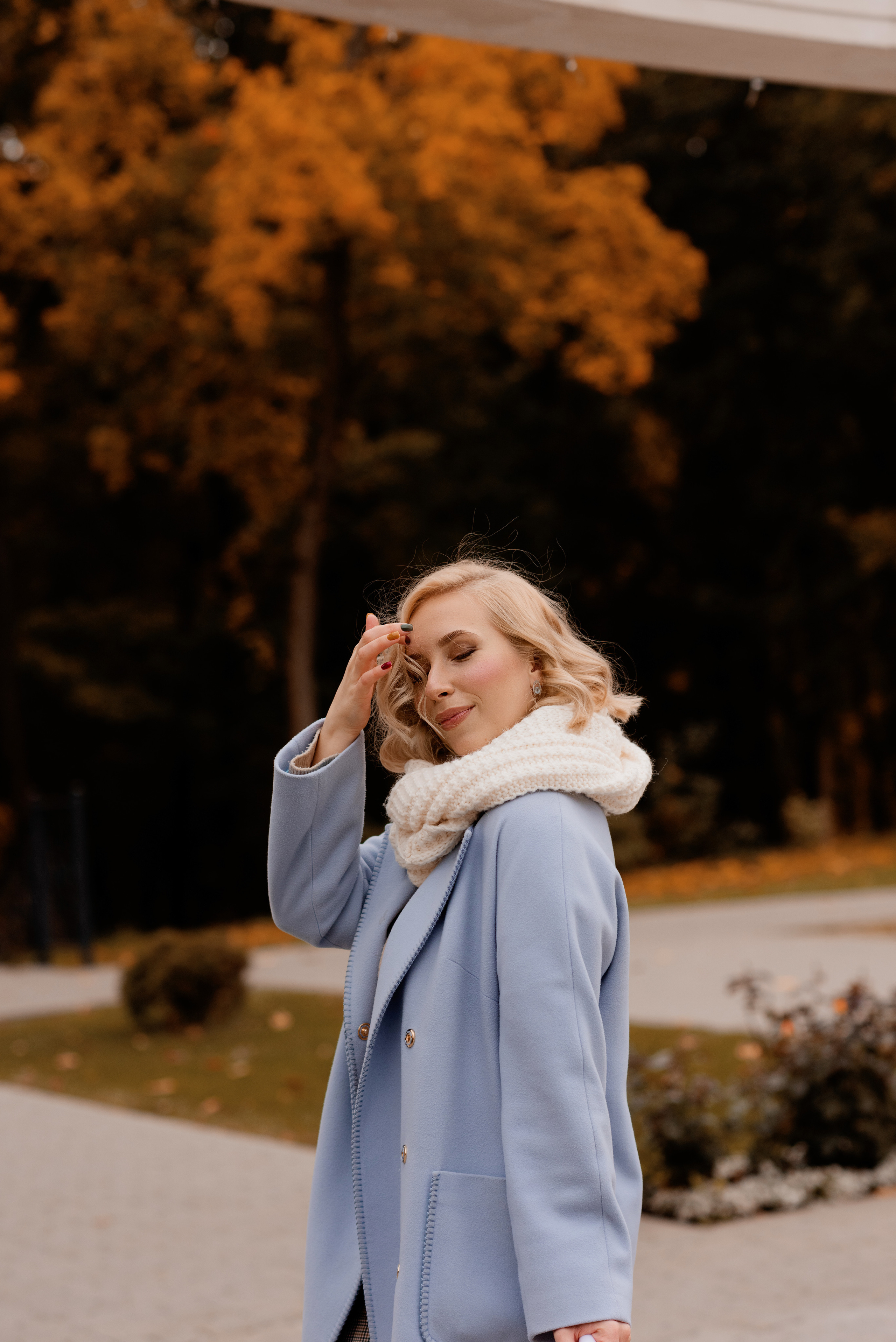 Софья в осеннем парке. Профессиональный фотограф. Портрет, семья, дети