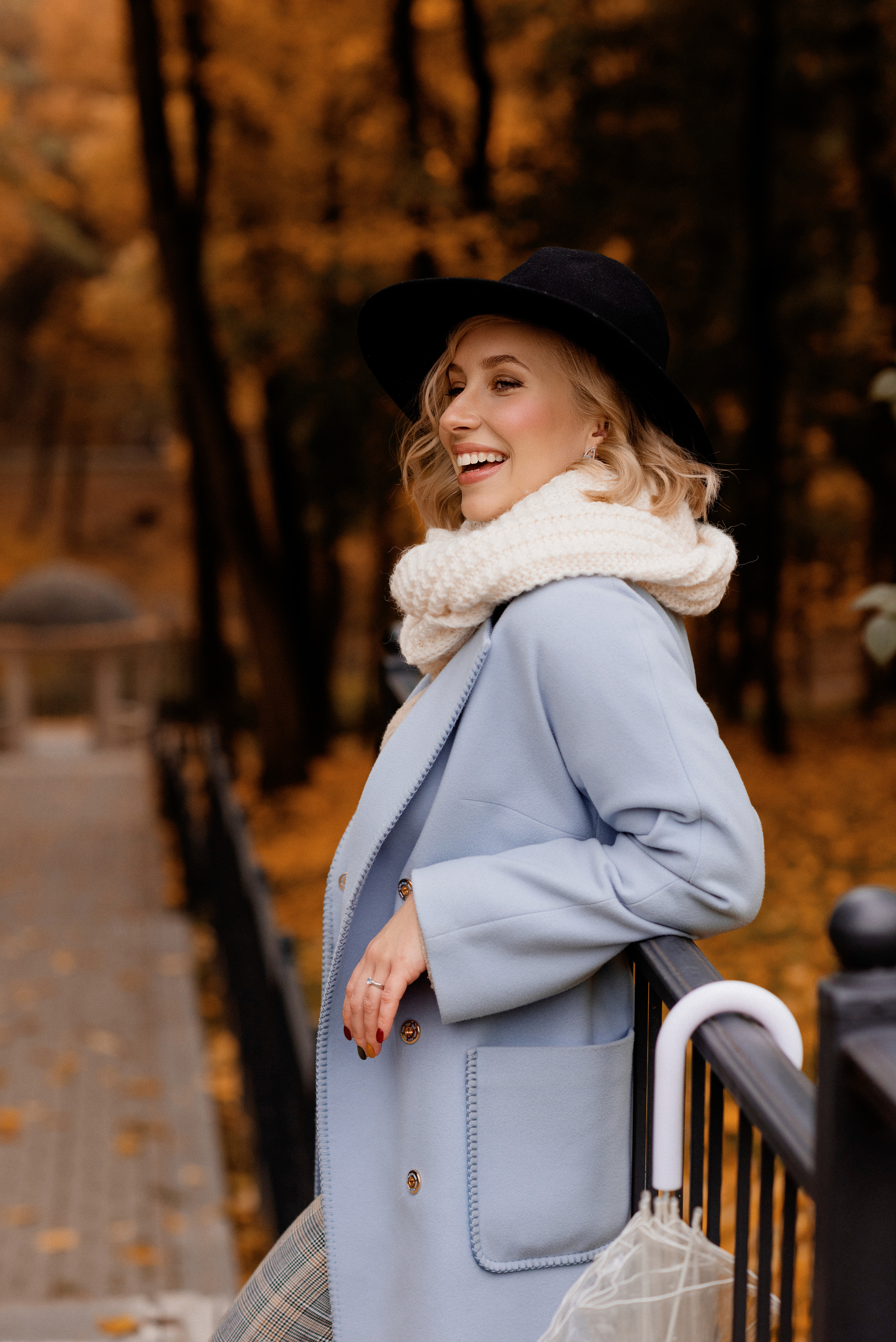 Софья в осеннем парке. Профессиональный фотограф. Портрет, семья, дети