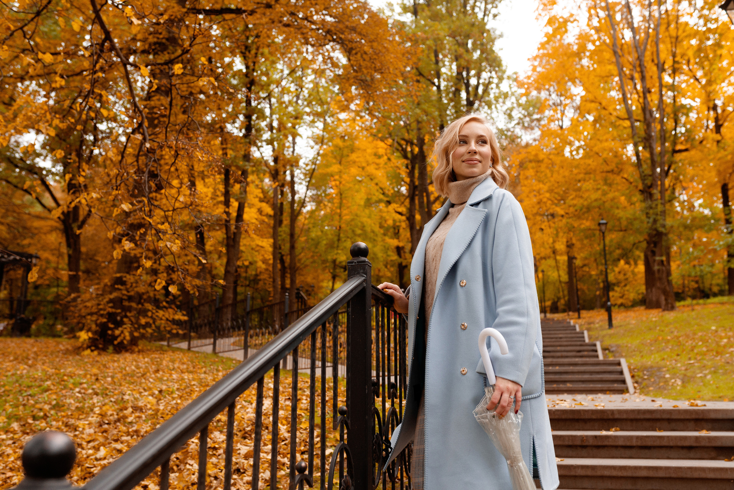 Софья в осеннем парке. Профессиональный фотограф. Портрет, семья, дети