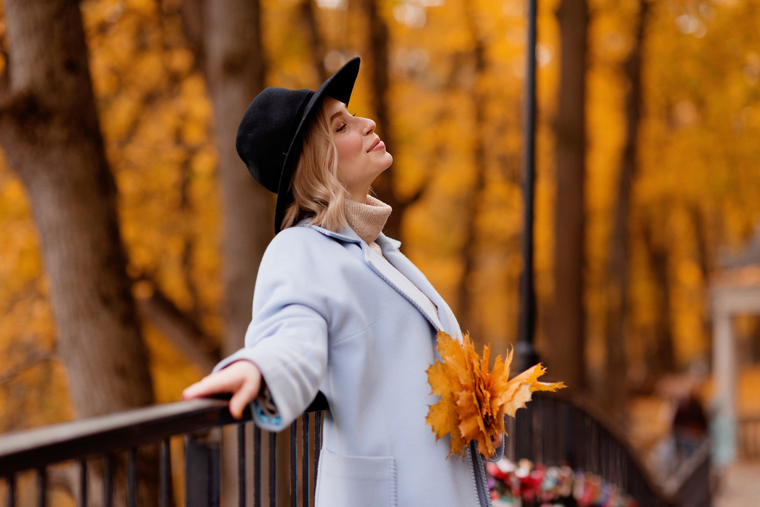 Софья в осеннем парке. Профессиональный фотограф. Портрет, семья, дети