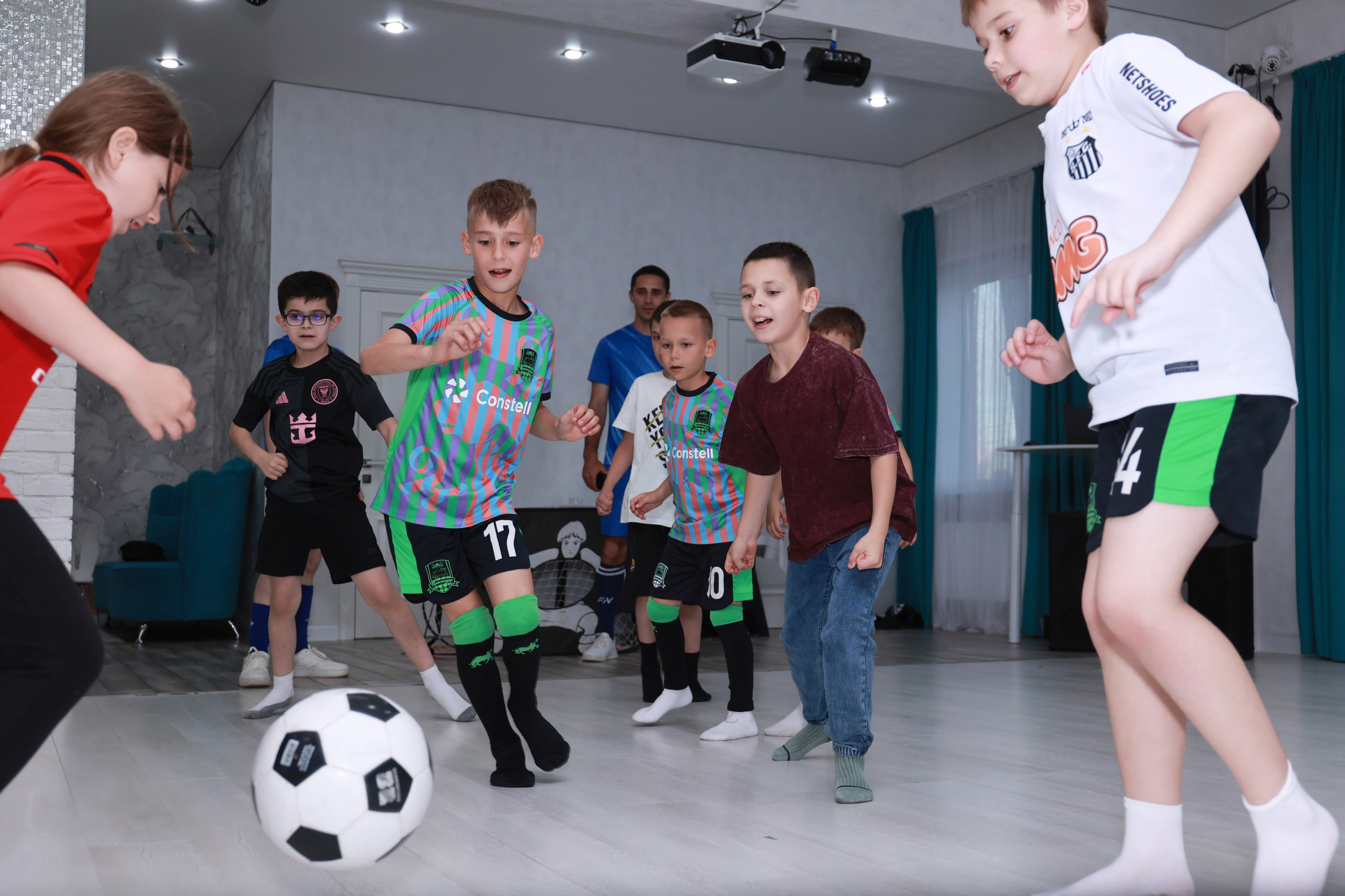 Футбольная вечеринка в Fantasy hall. Детский семейный фотограф Краснодар