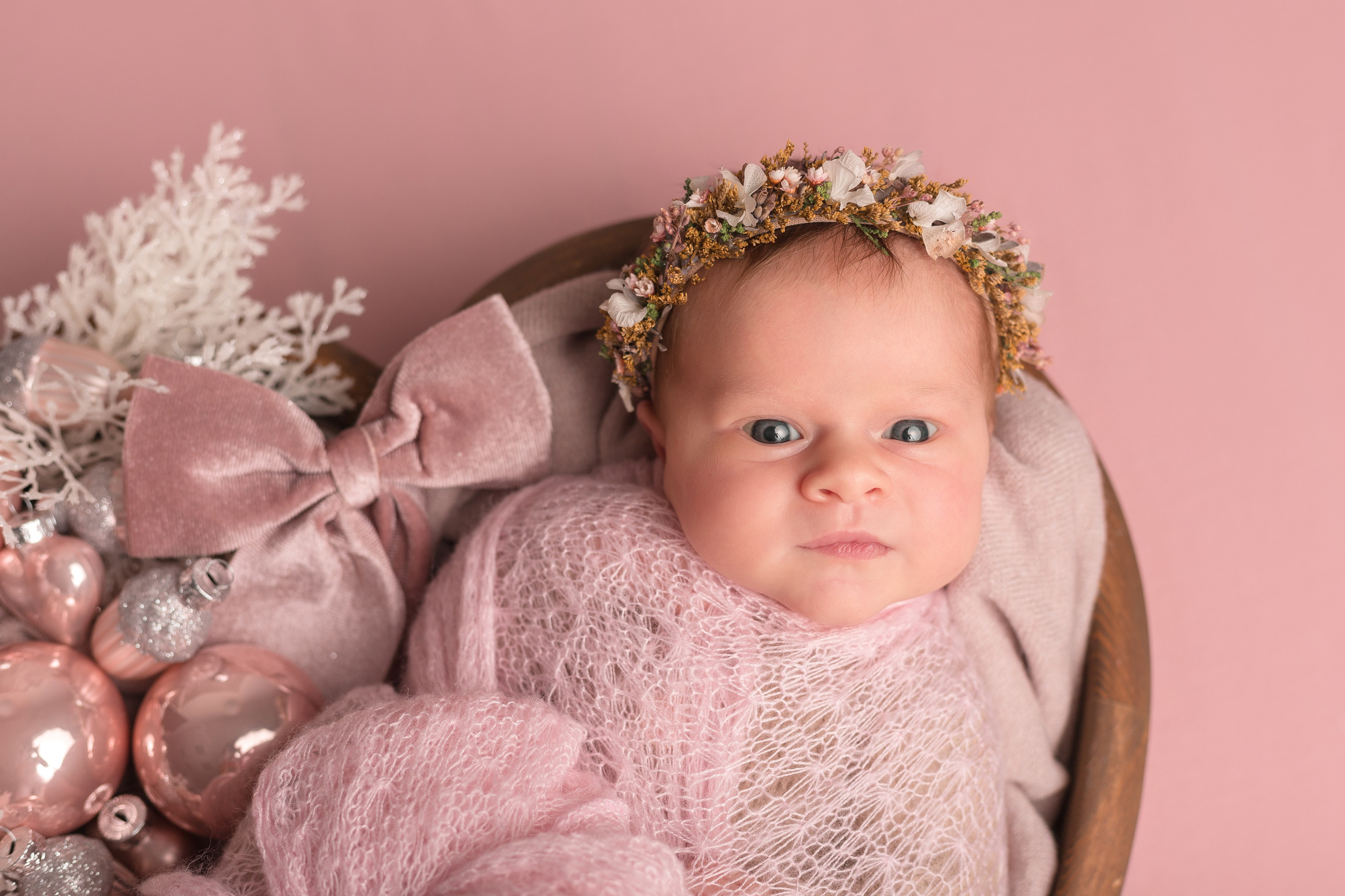 Фотографии новорожденных детей. Фотограф новорожденных в Омске Анастасия Моисеева