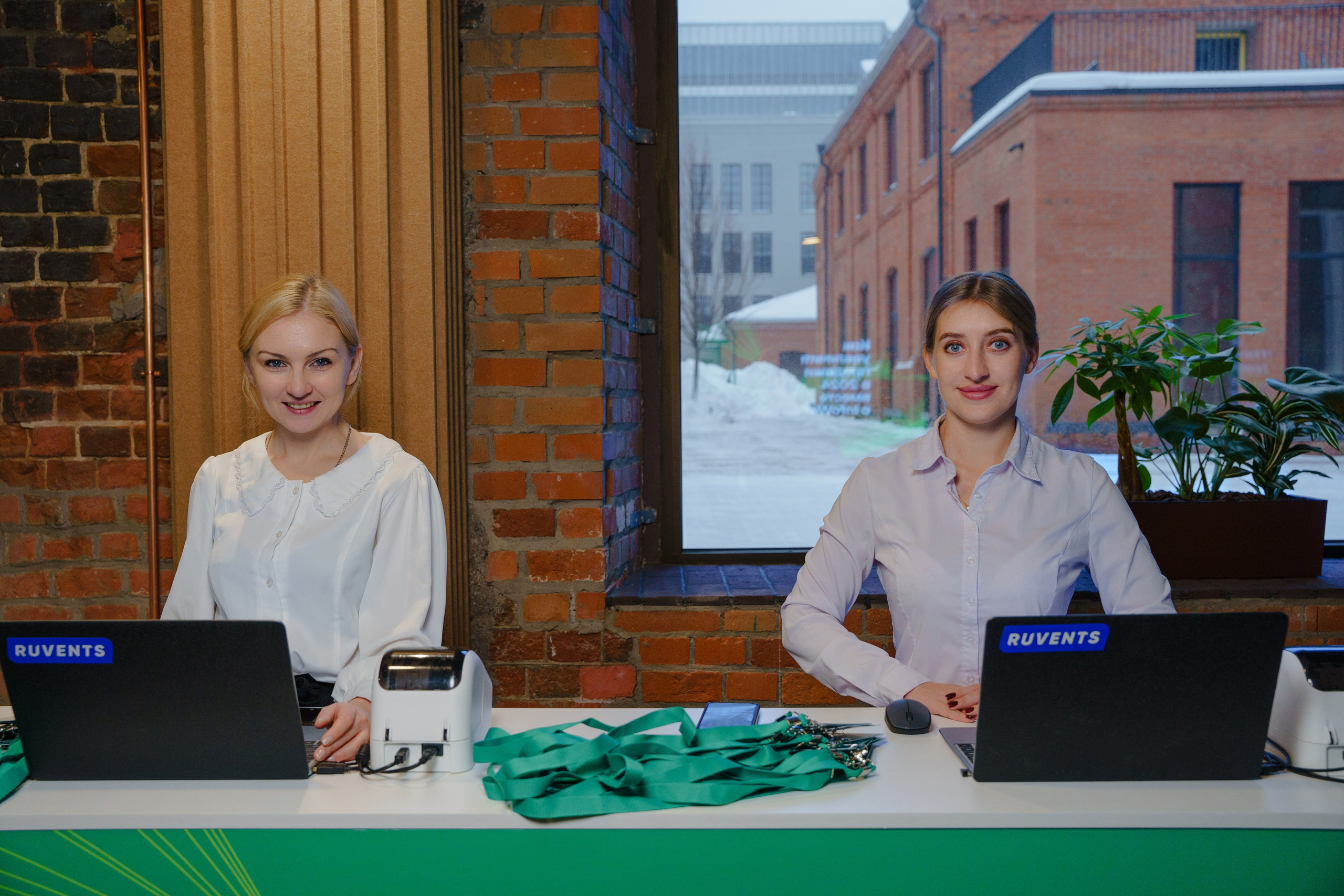 Репортажный фотограф на бизнес конференцию в Кибердом. Репортажный фотограф Москва Сергей Дружинин