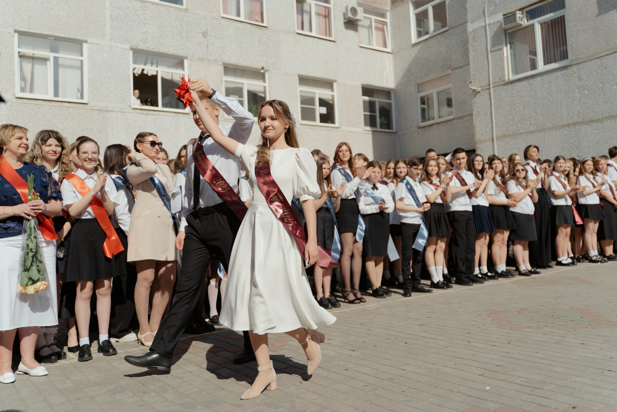 9 класс 33 школа. Выпускные альбомы Натальи Бутко: Новороссийск, Анапа, Геленджик