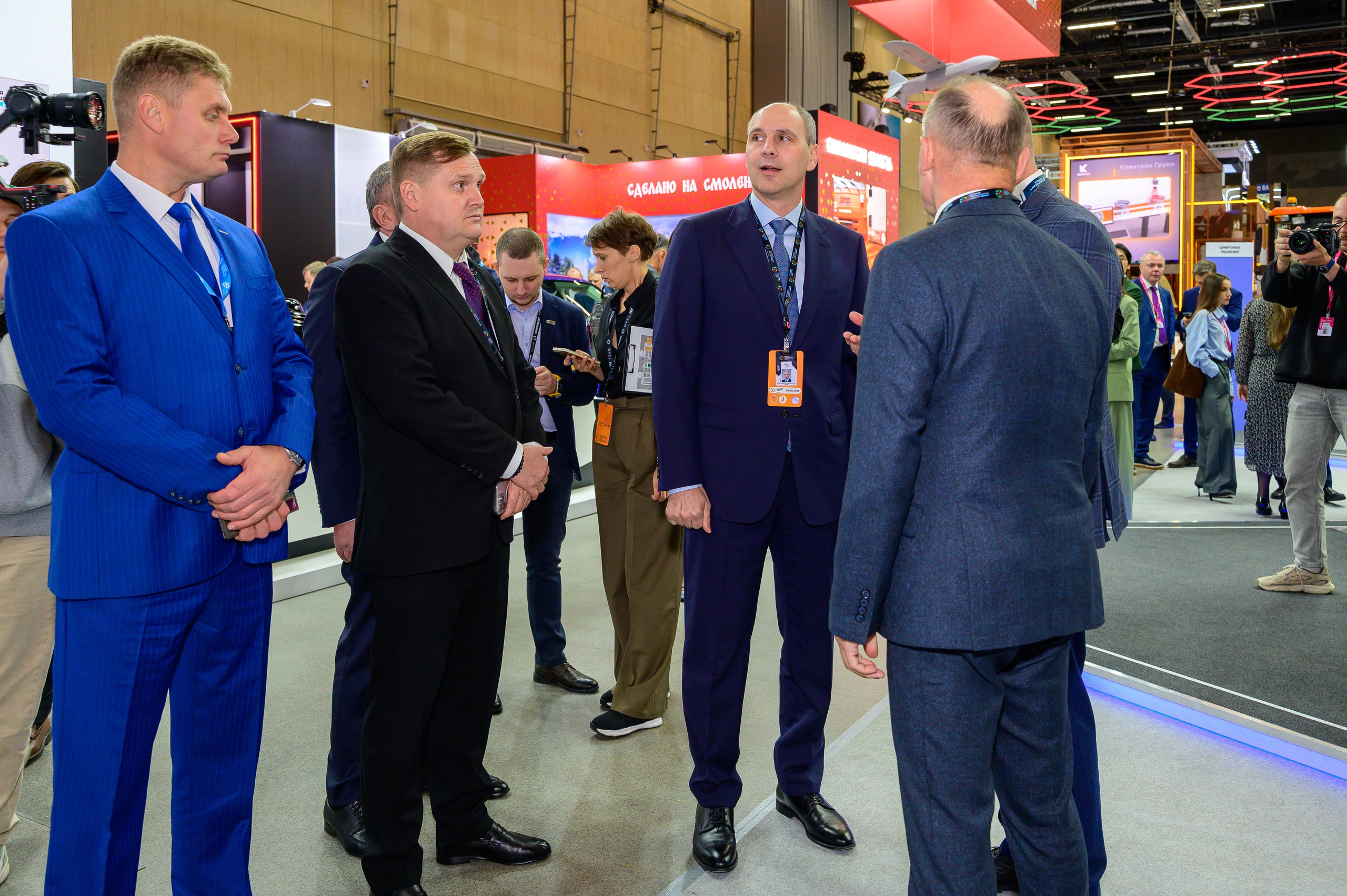 BigindustrialweekBelarus. Фотоуслуги, услуги фотографа, фотографирование важных событий