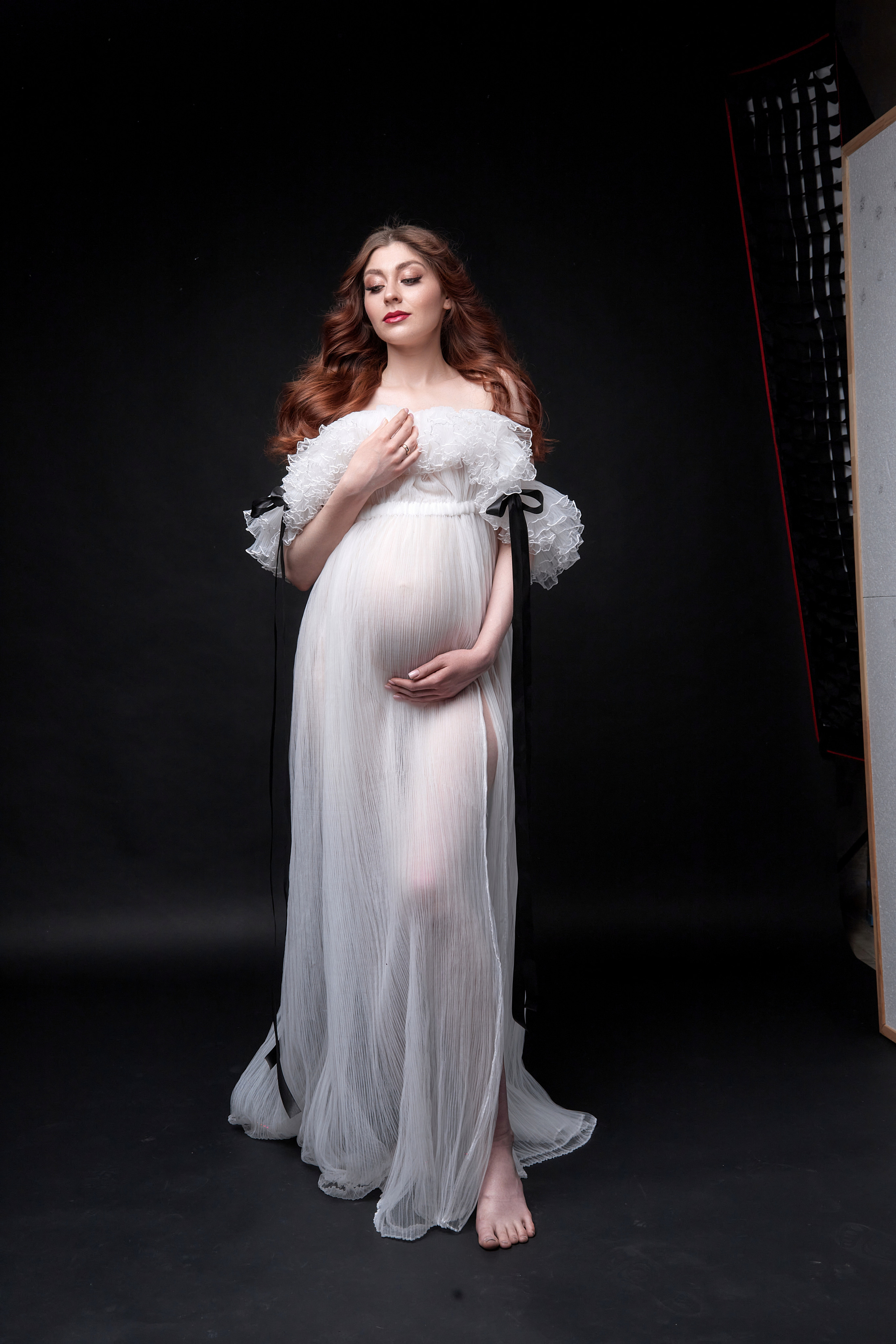 Беременность в студии. Фотограф в Минске Анна Кучинская