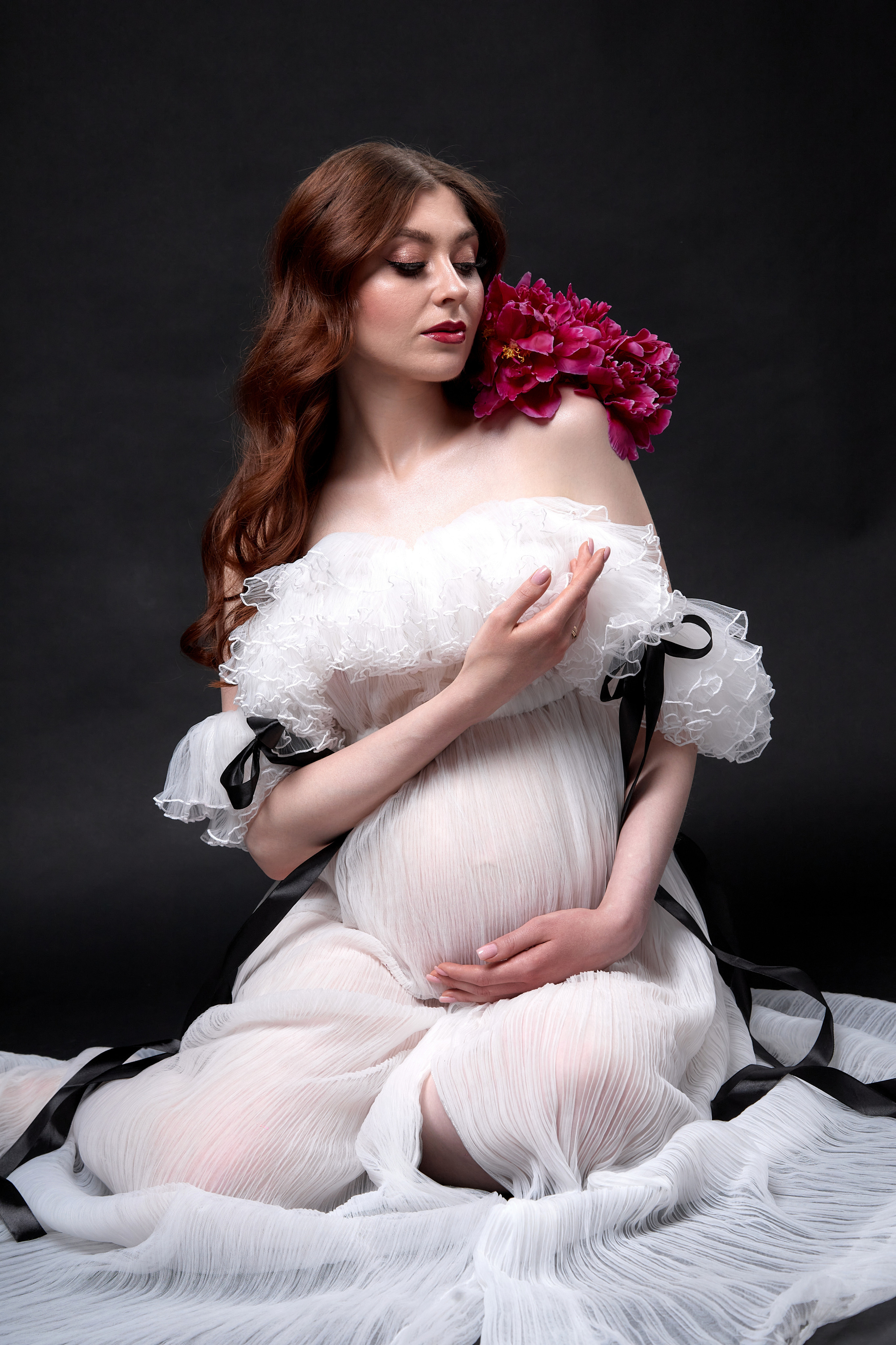 Беременность в студии. Фотограф в Минске Анна Кучинская