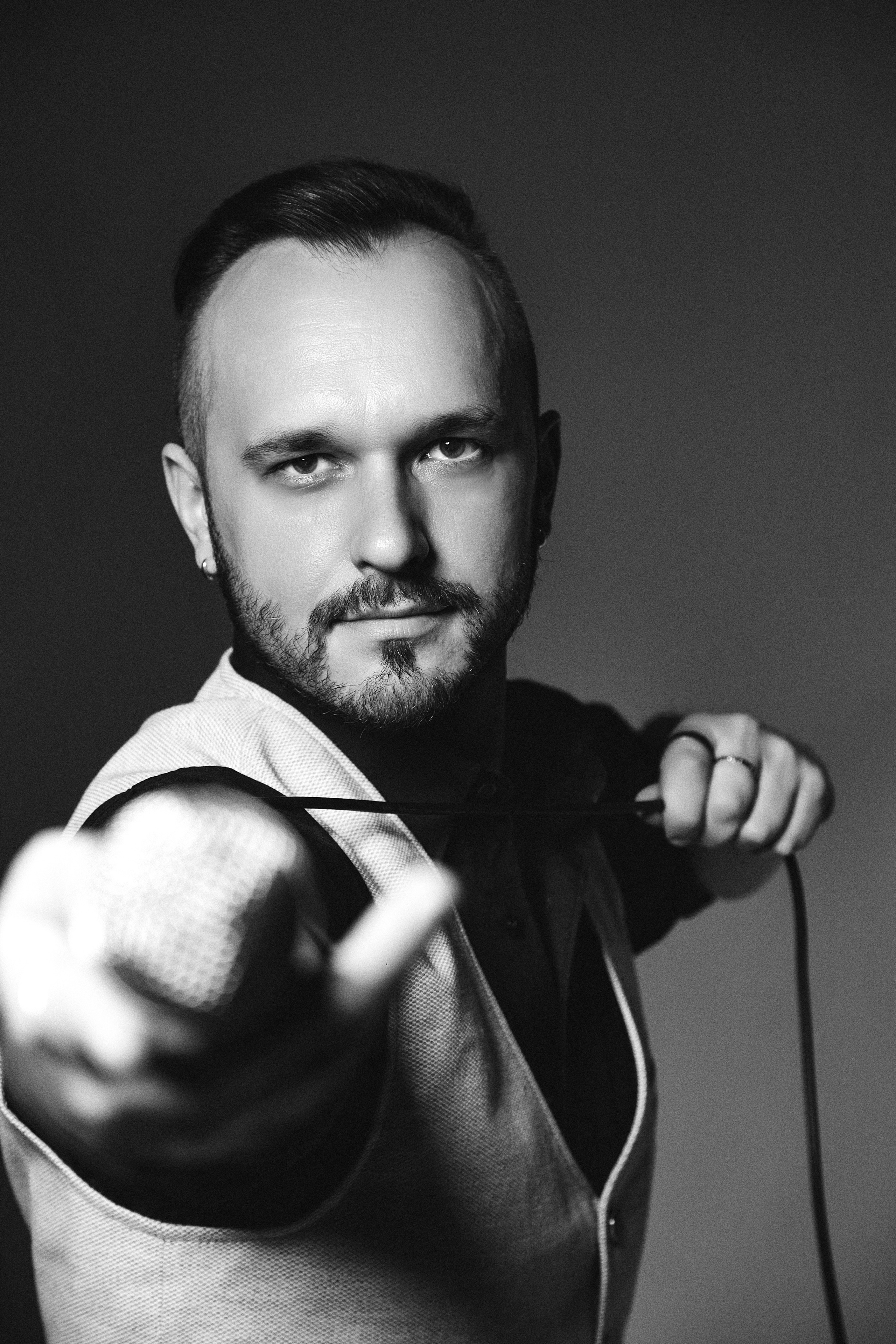 Мужская фотосессия в студии. Фотограф в Минске Анна Кучинская