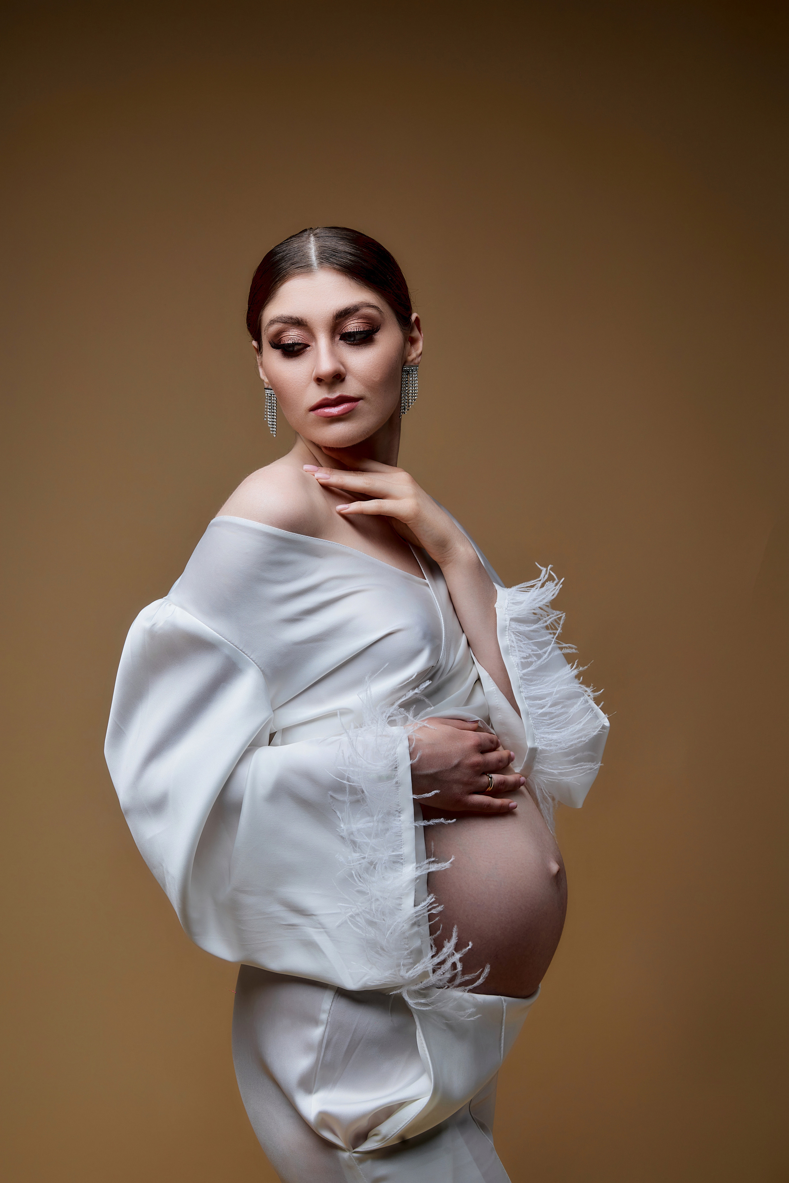Беременность в студии. Фотограф в Минске Анна Кучинская