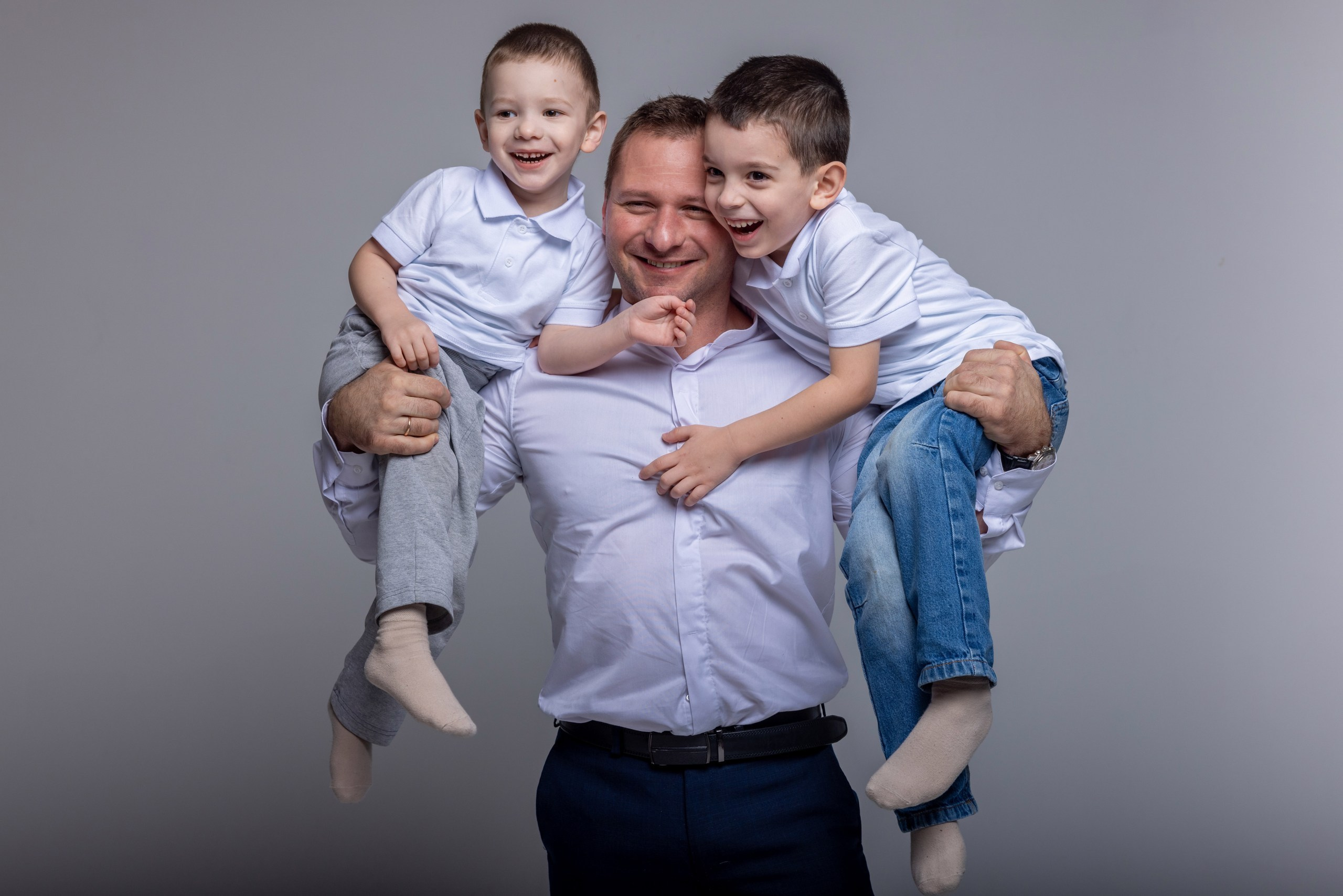 Большая семейная фотосессия в студии. Фотограф в Туле Крупский АнДРей. Фотостудия «КАДР71» в Туле