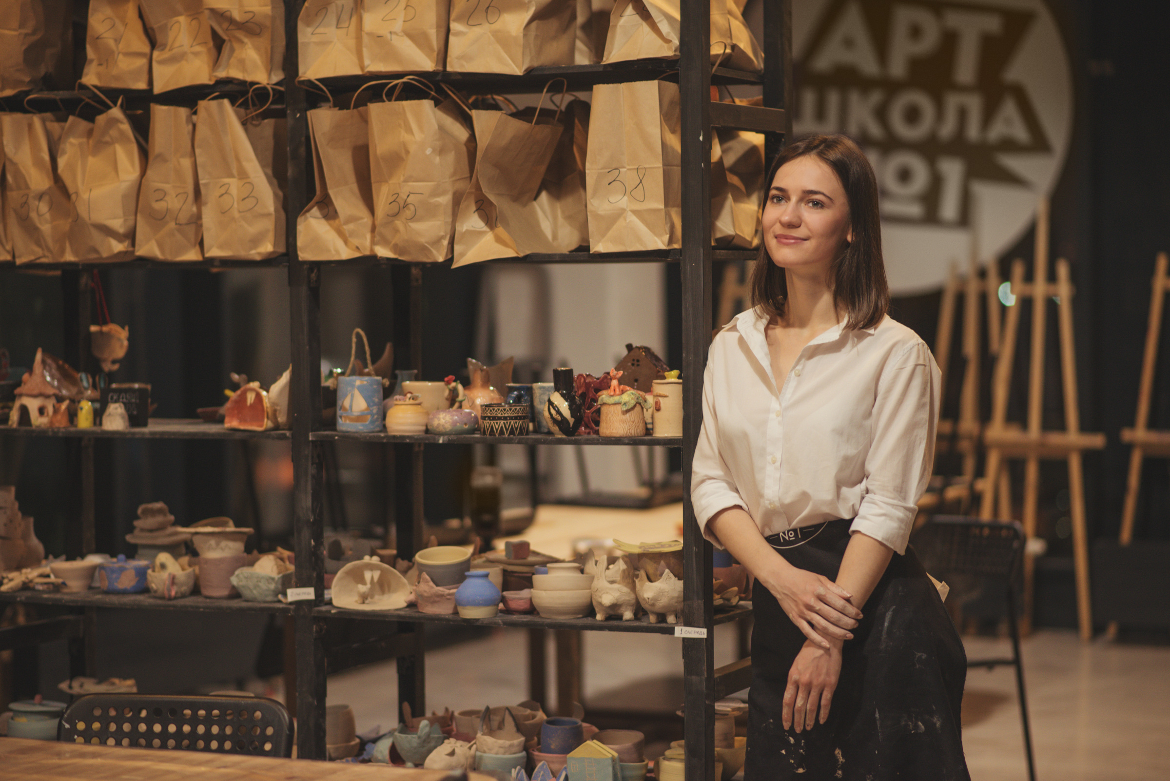 Лавстори в гончарной мастерской